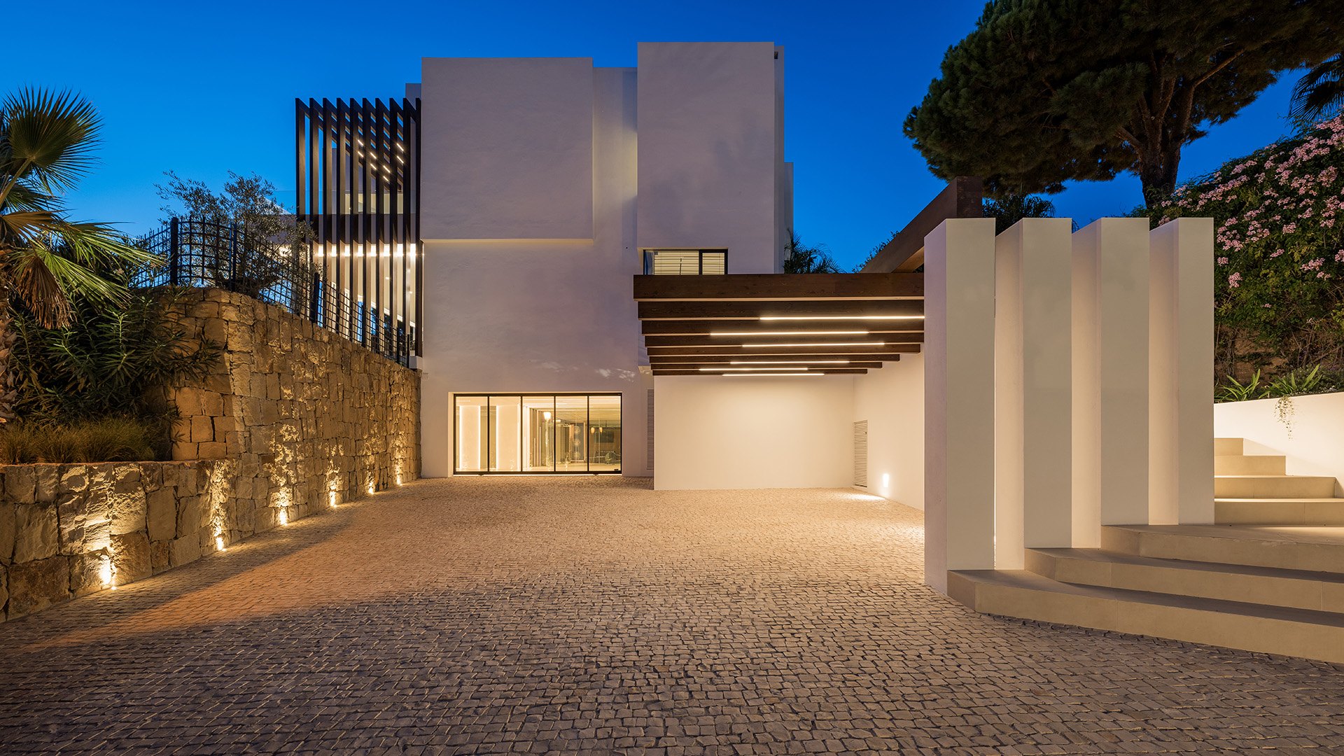 Villa George: Contemporary elegance with unparalleled views in Sierra Blanca, Golden Mile, Marbella