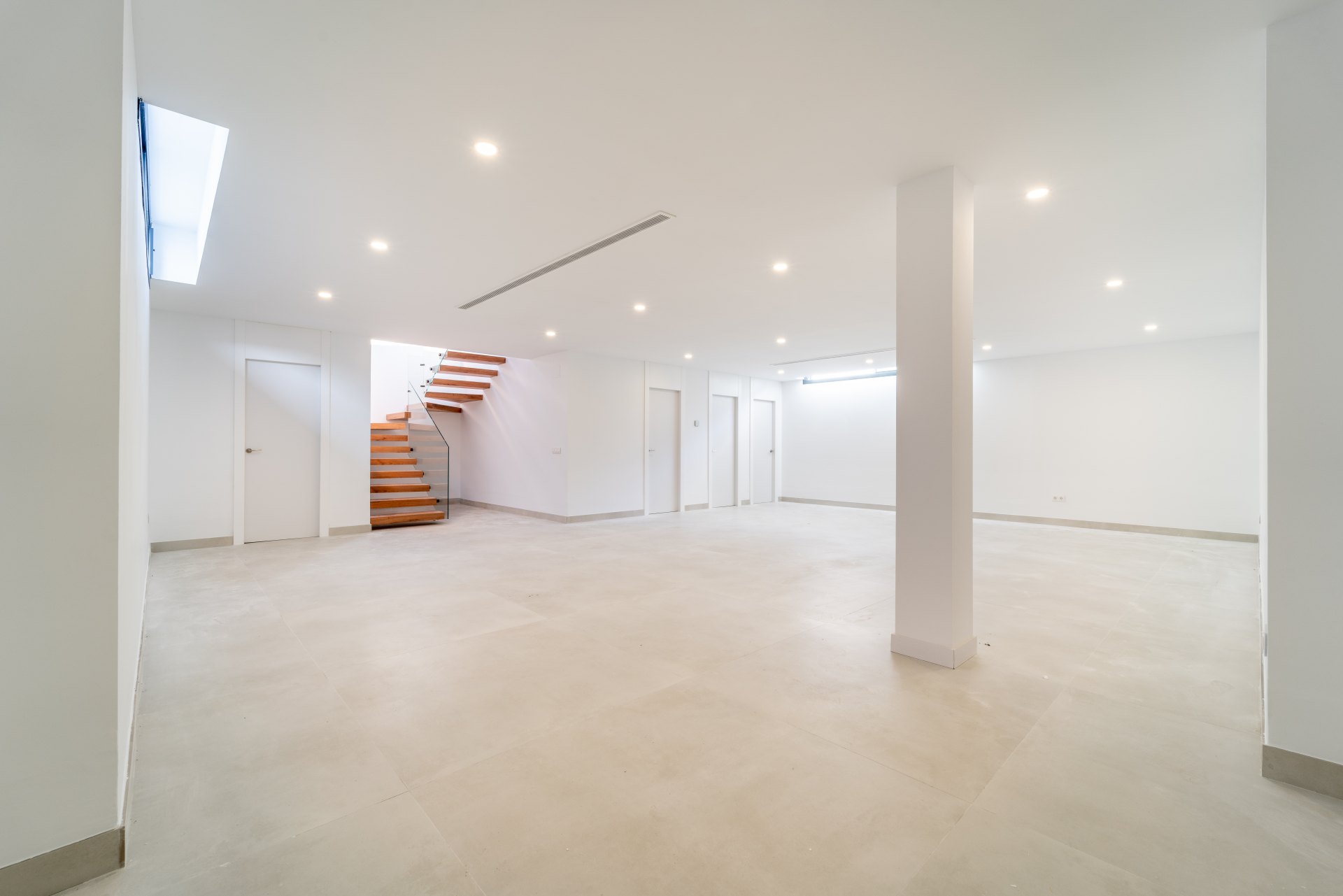 Comtemporary Style Villa with Sea Views in Benalmádena Costa, Málaga