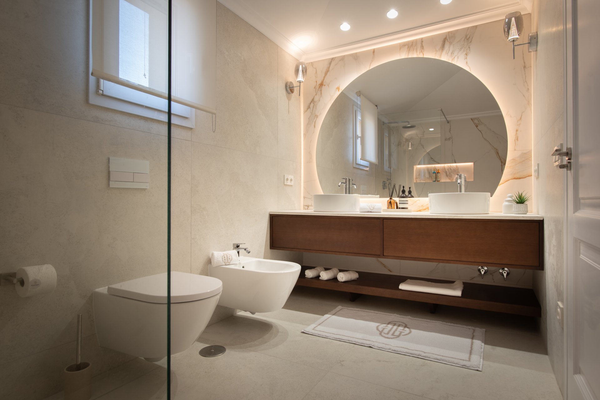 Elegant duplex penthouse with golf views in the prestigious Las Alamandas, Nueva Andalucia