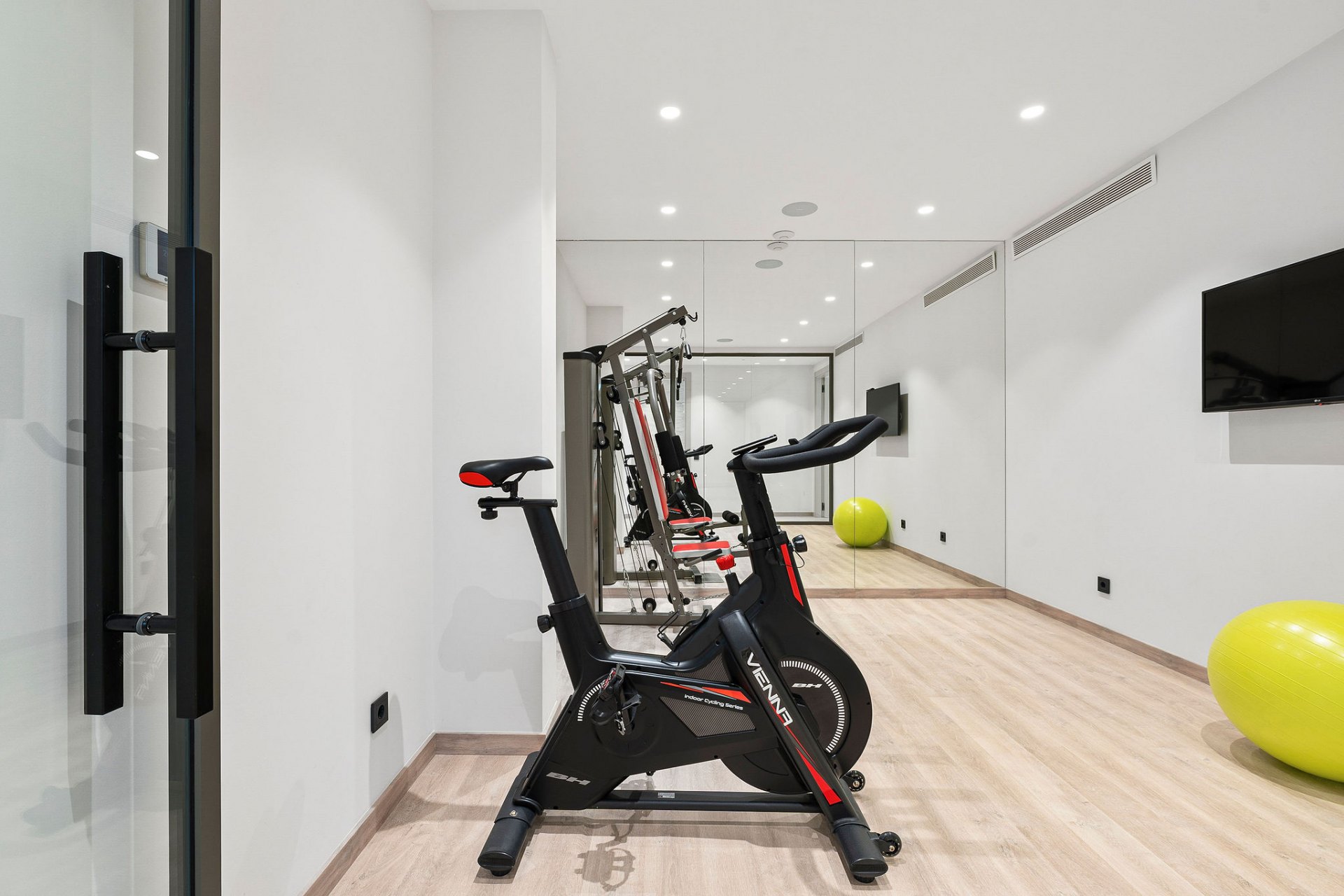 Modern villa located in La Cerquilla, Nueva Andalucía, Marbella