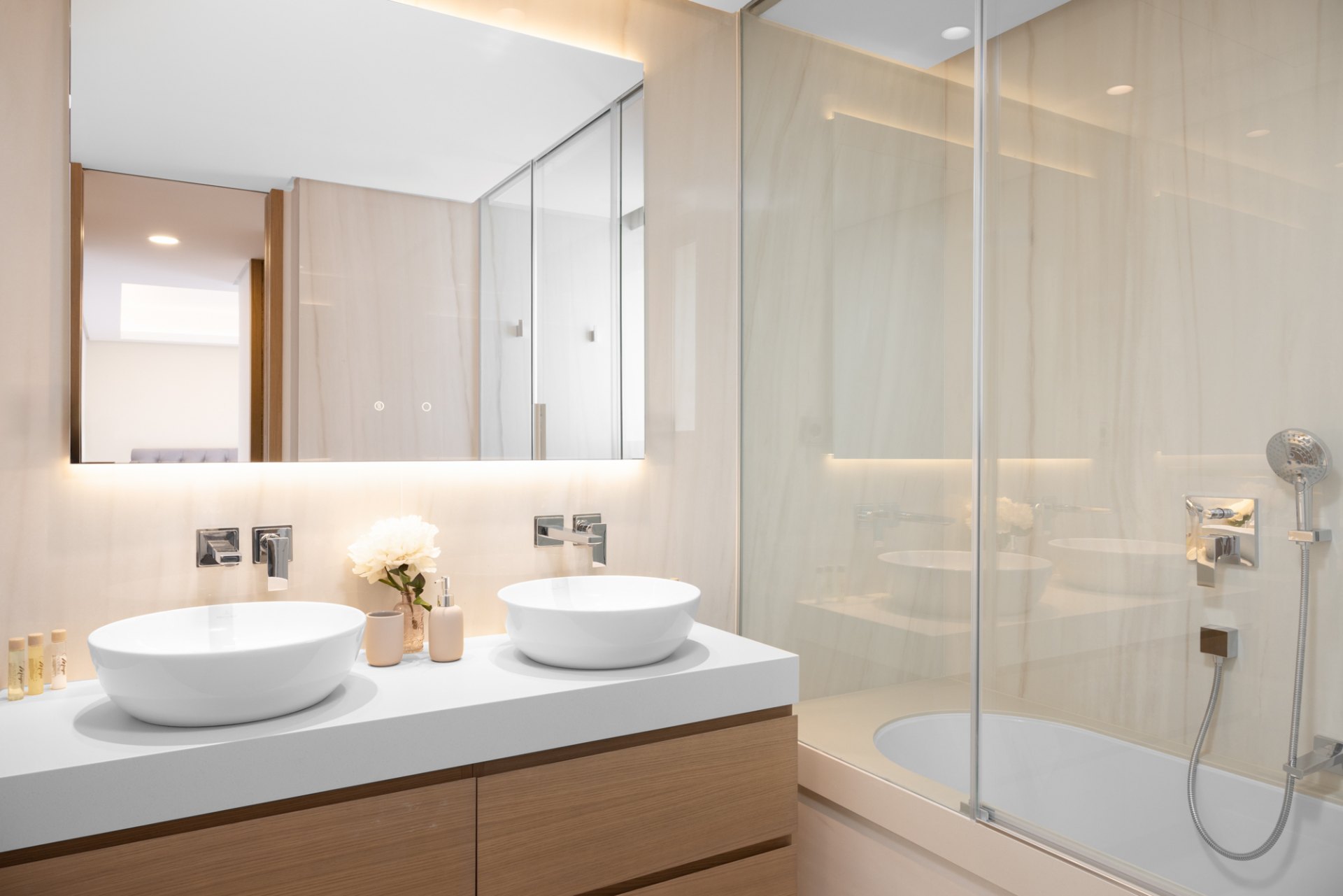 Incredible new built apartment front beach line with amazing views in Málaga Towers, Málaga