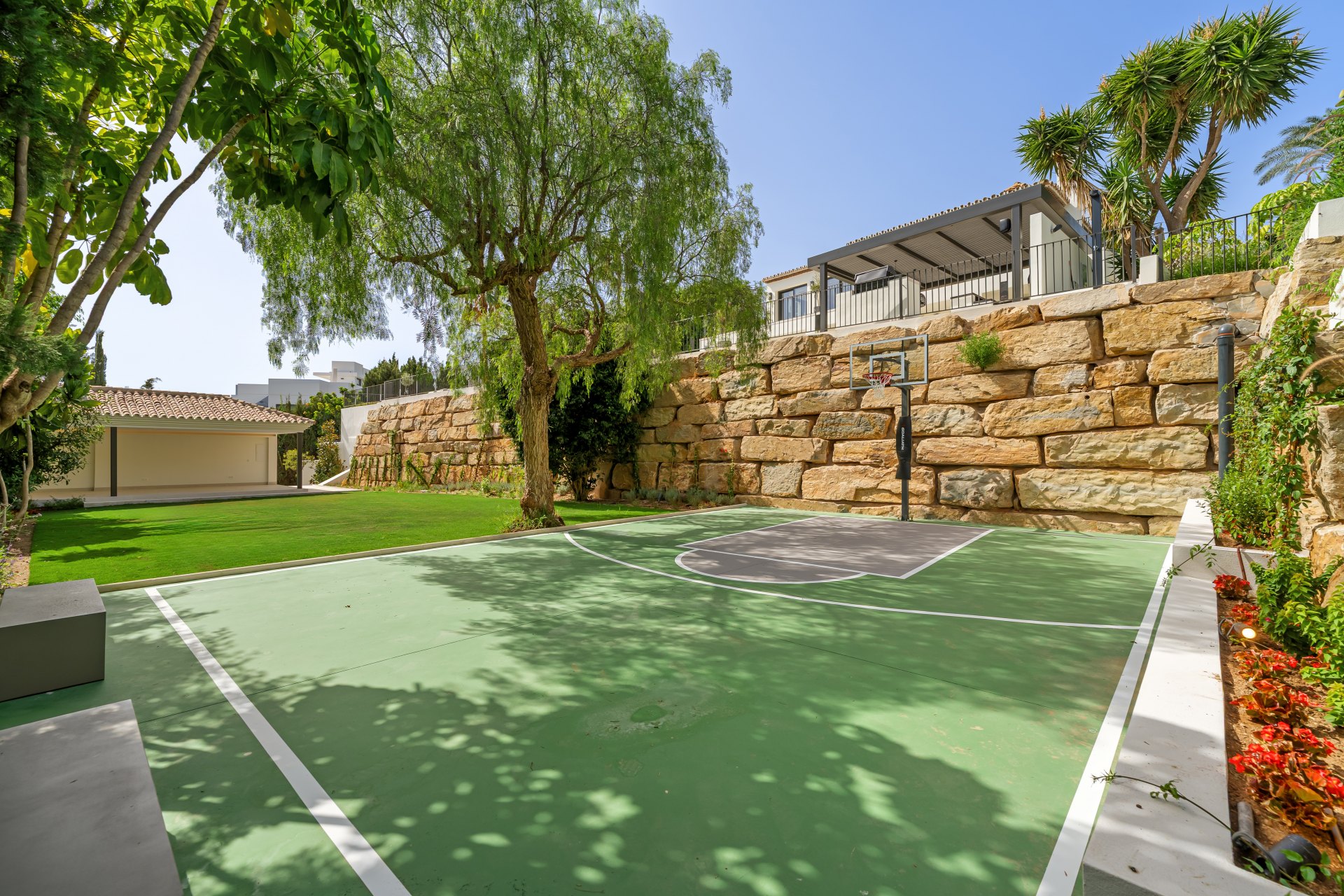 Stunning fully renovated villa in Rocío de Nagüeles, Golden Mile, Marbella