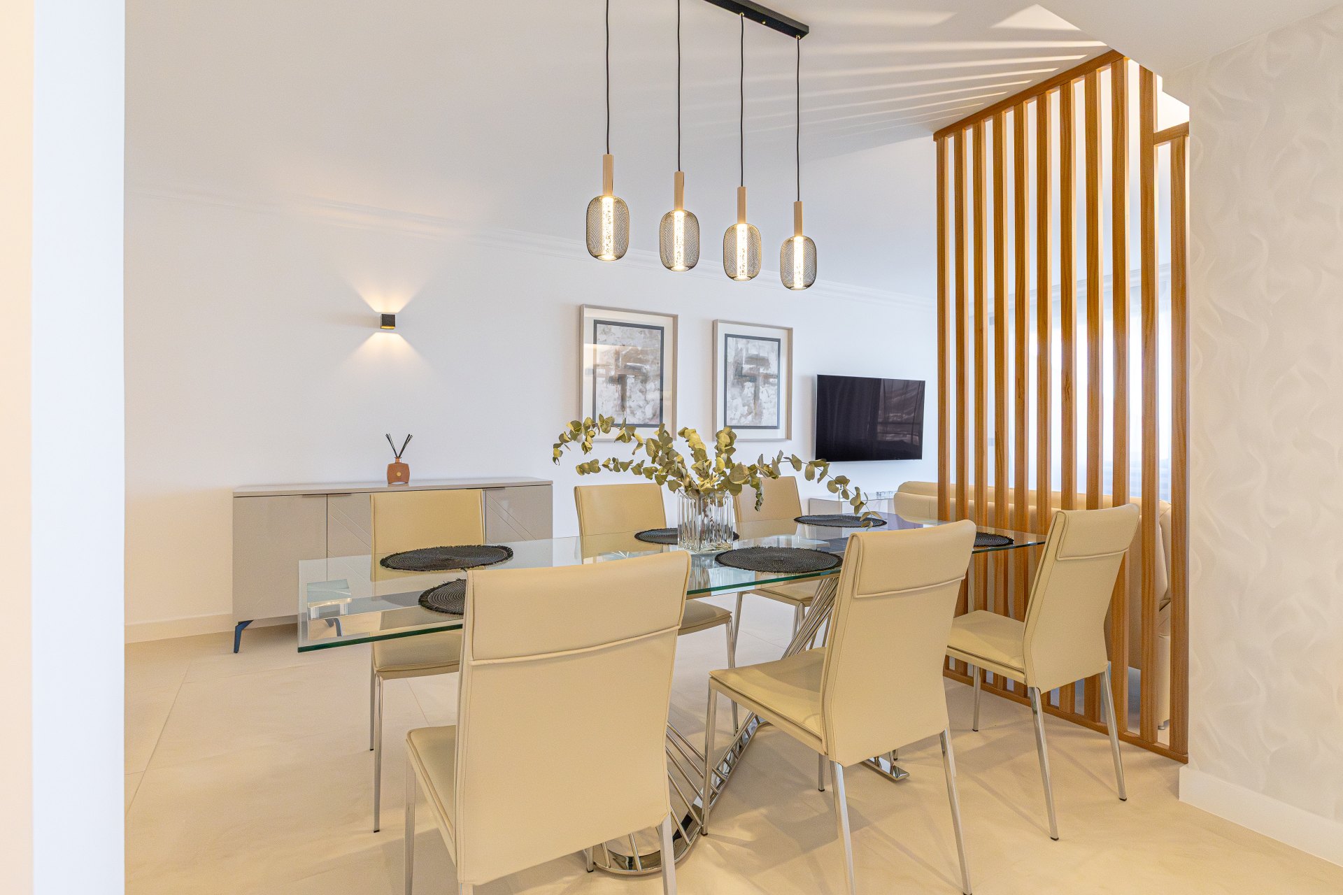 Magna Marbella, Nueva Andalucia