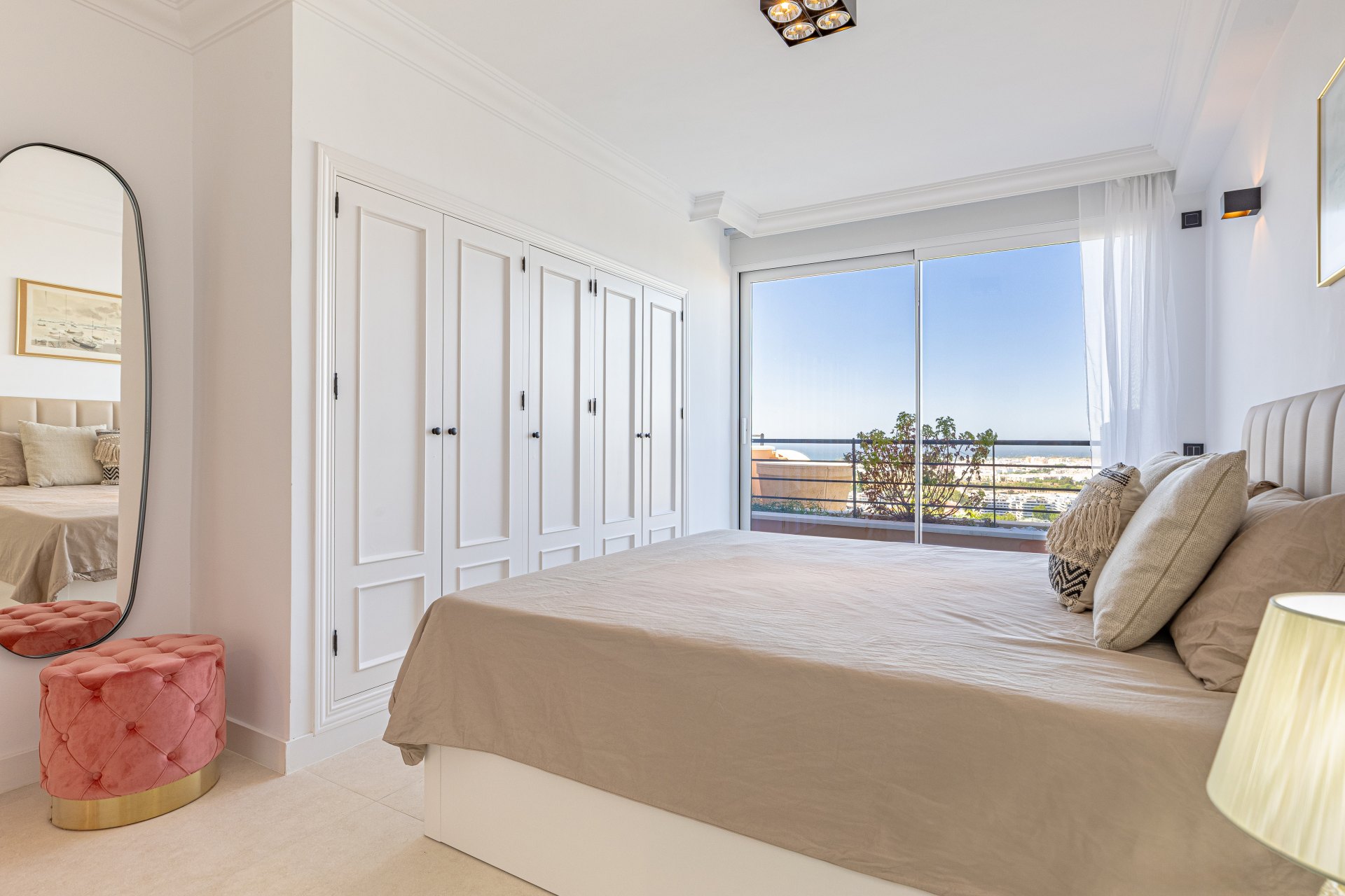 Magna Marbella, Nueva Andalucia