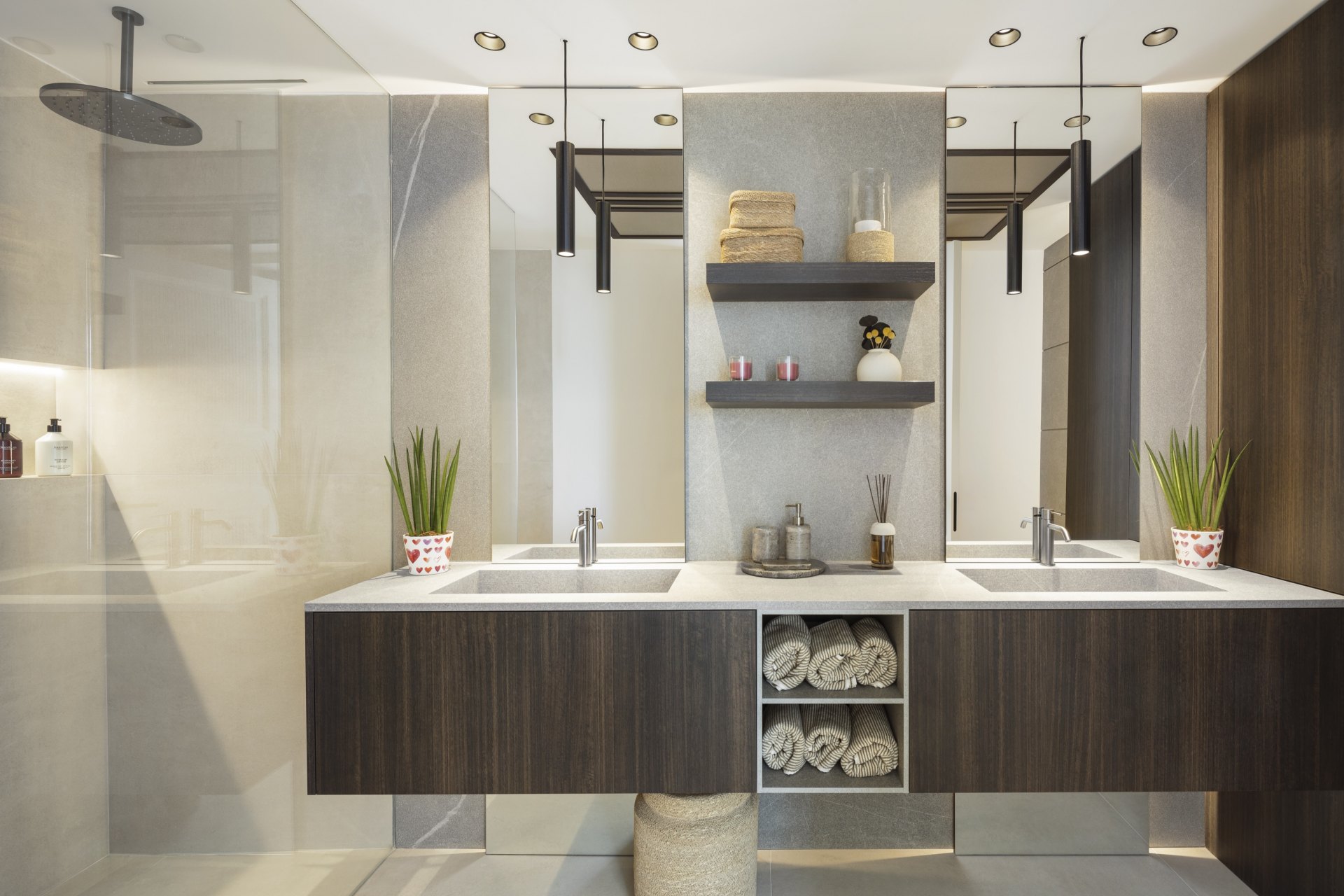 Magnificent villa with panoramic views in La Quinta in a gated and private community