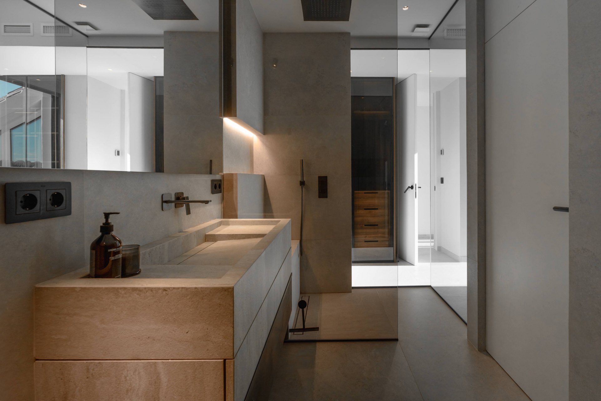 Ático reformado por completo en el corazón de Nueva Andalucia