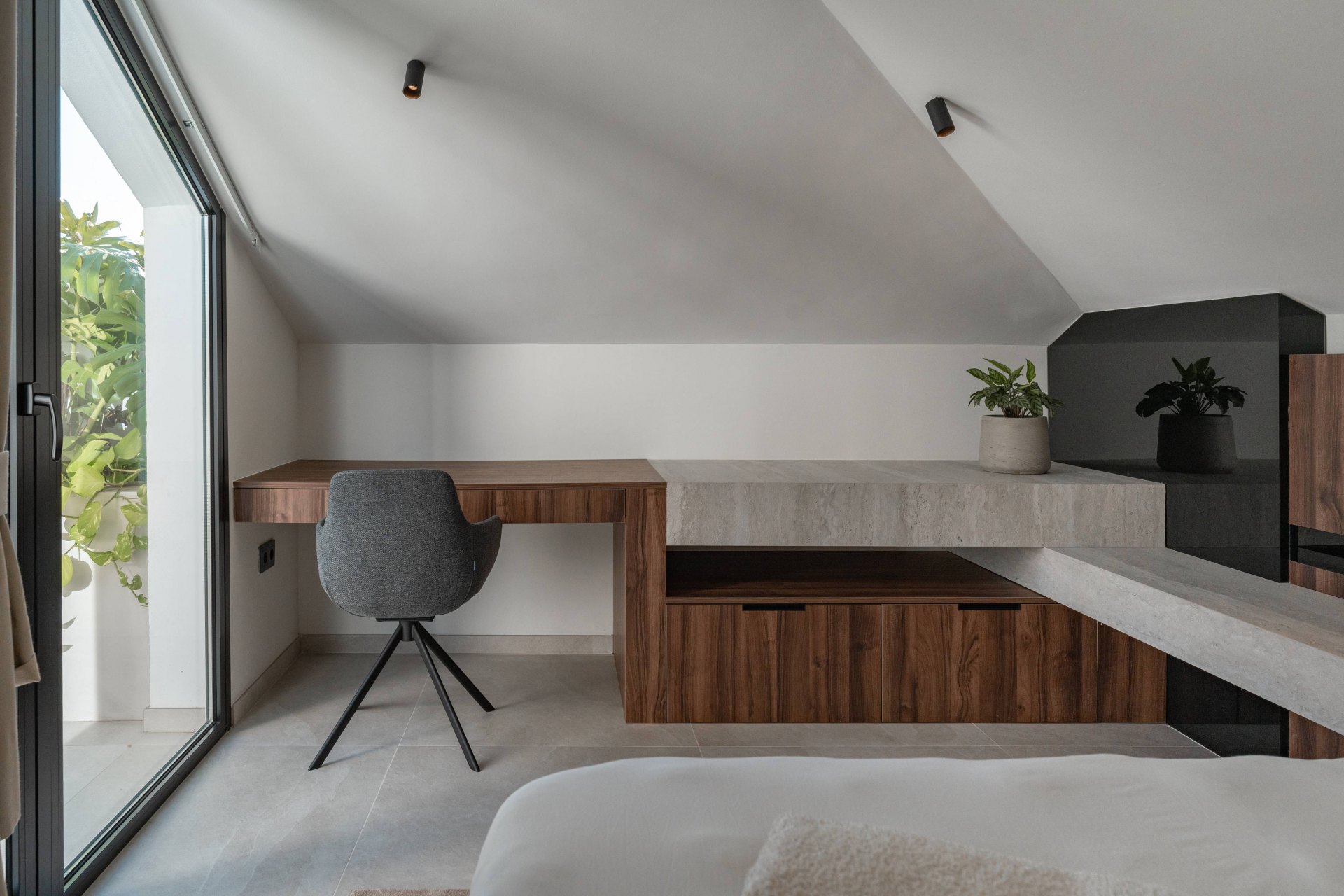 Ático reformado por completo en el corazón de Nueva Andalucia