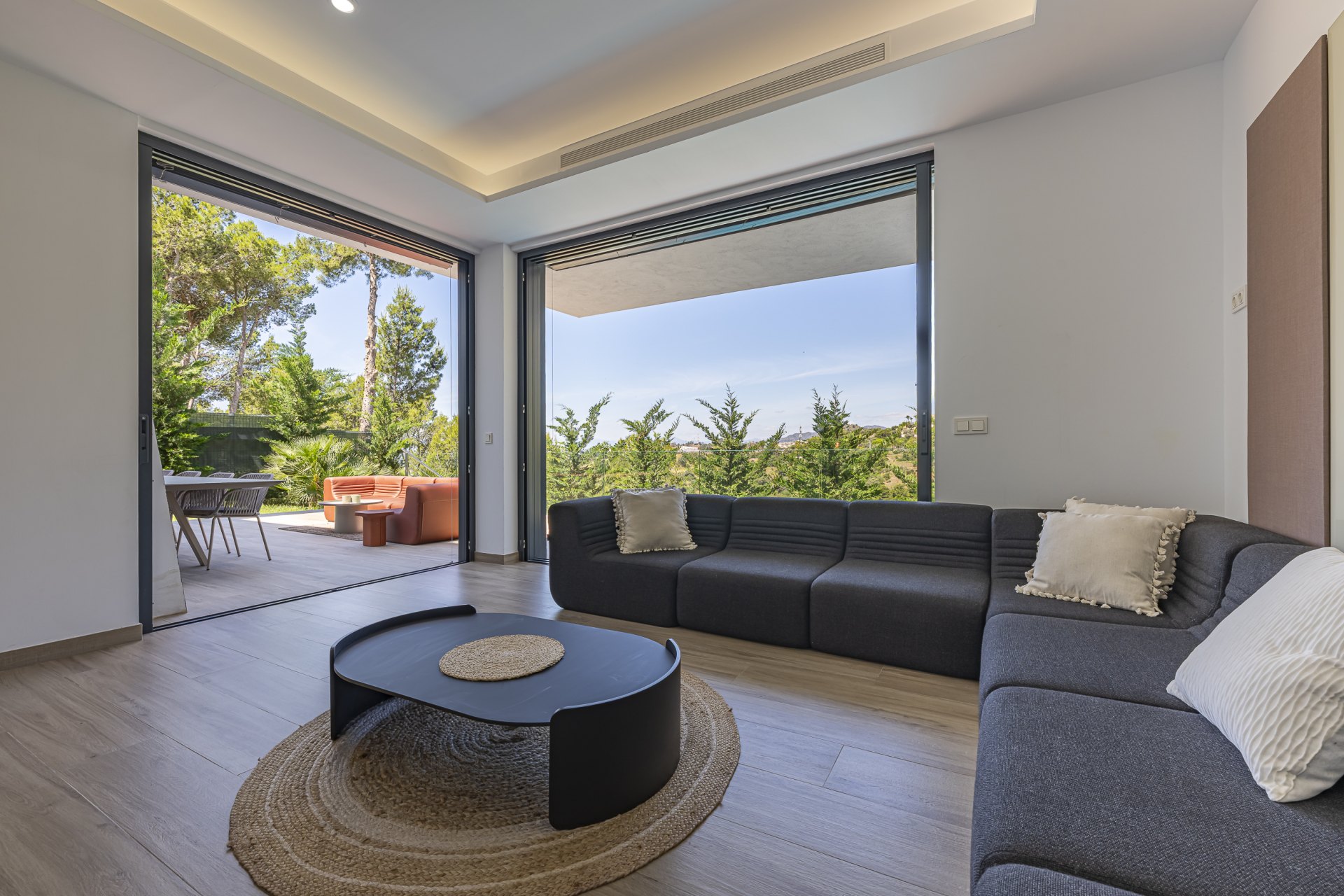 Exquisite villa in the prestigious Málaga East neighbourhood of Pinares de San Antón