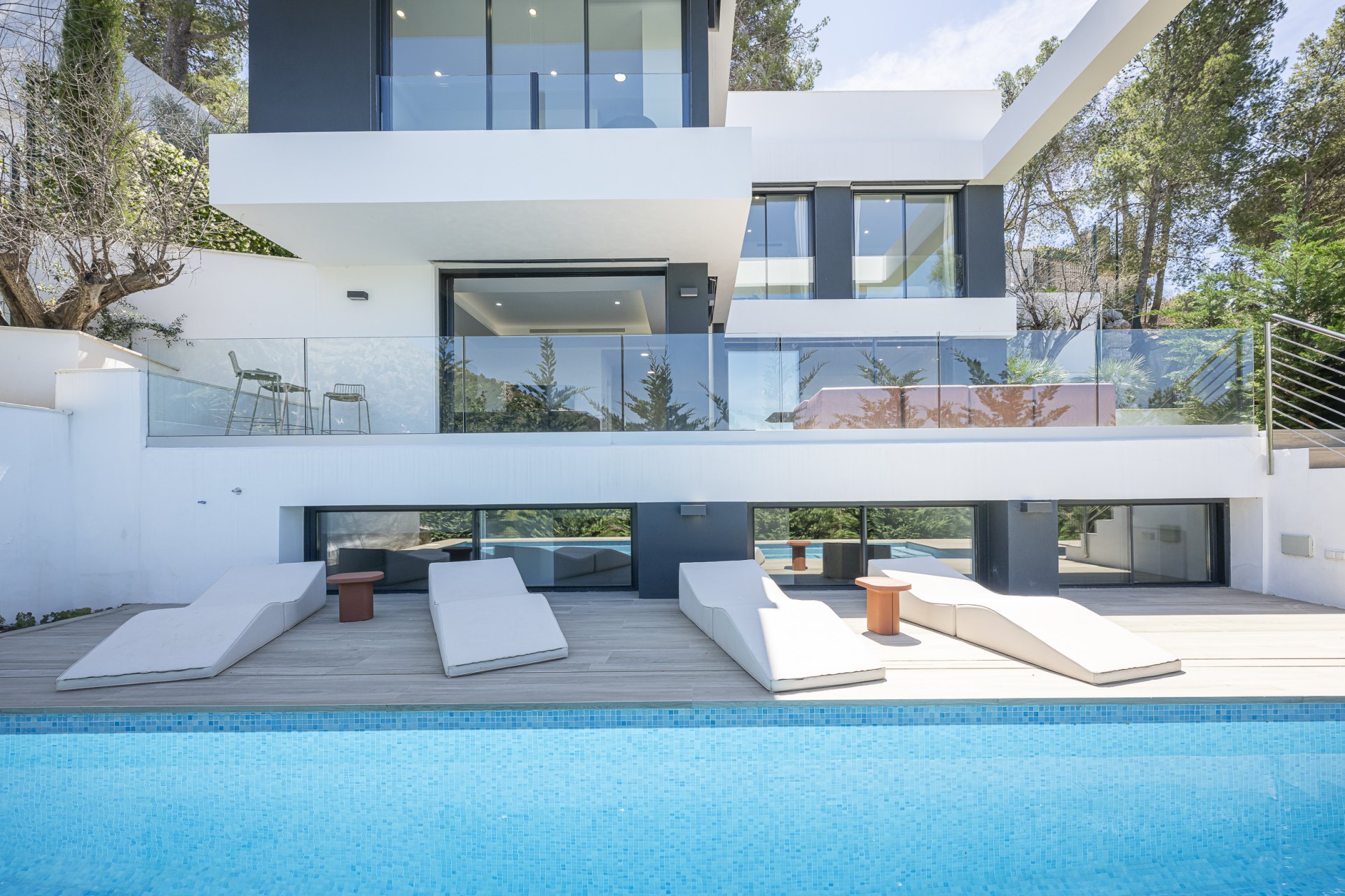 Exquisite villa in the prestigious Málaga East neighbourhood of Pinares de San Antón