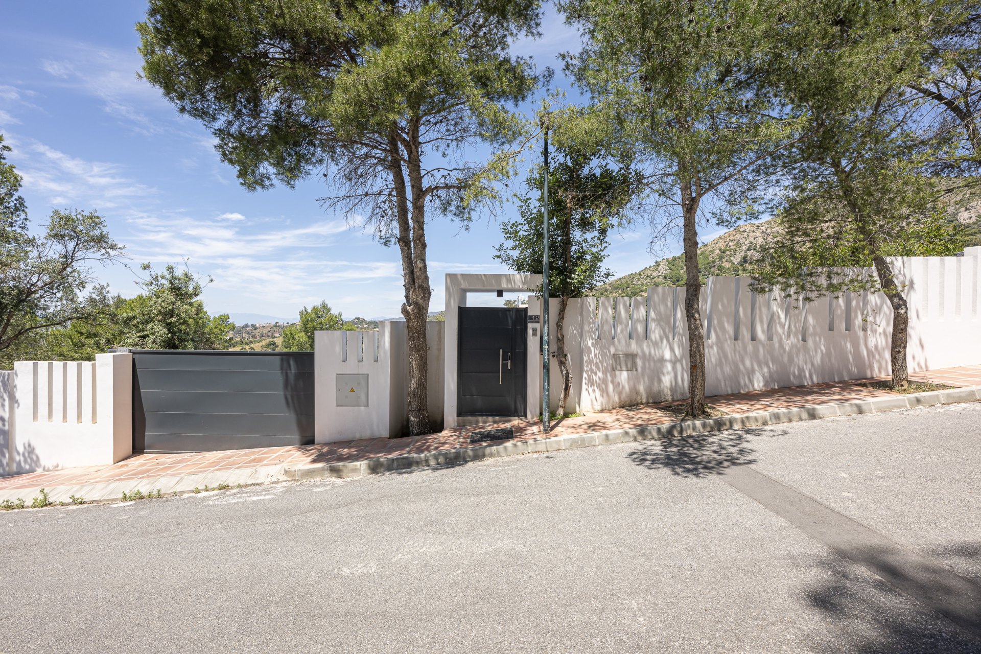 Exquisite villa in the prestigious Málaga East neighbourhood of Pinares de San Antón