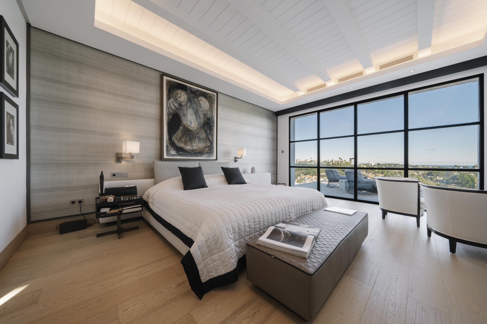 Exclusive villa in Los Flamingos with stunning sea views