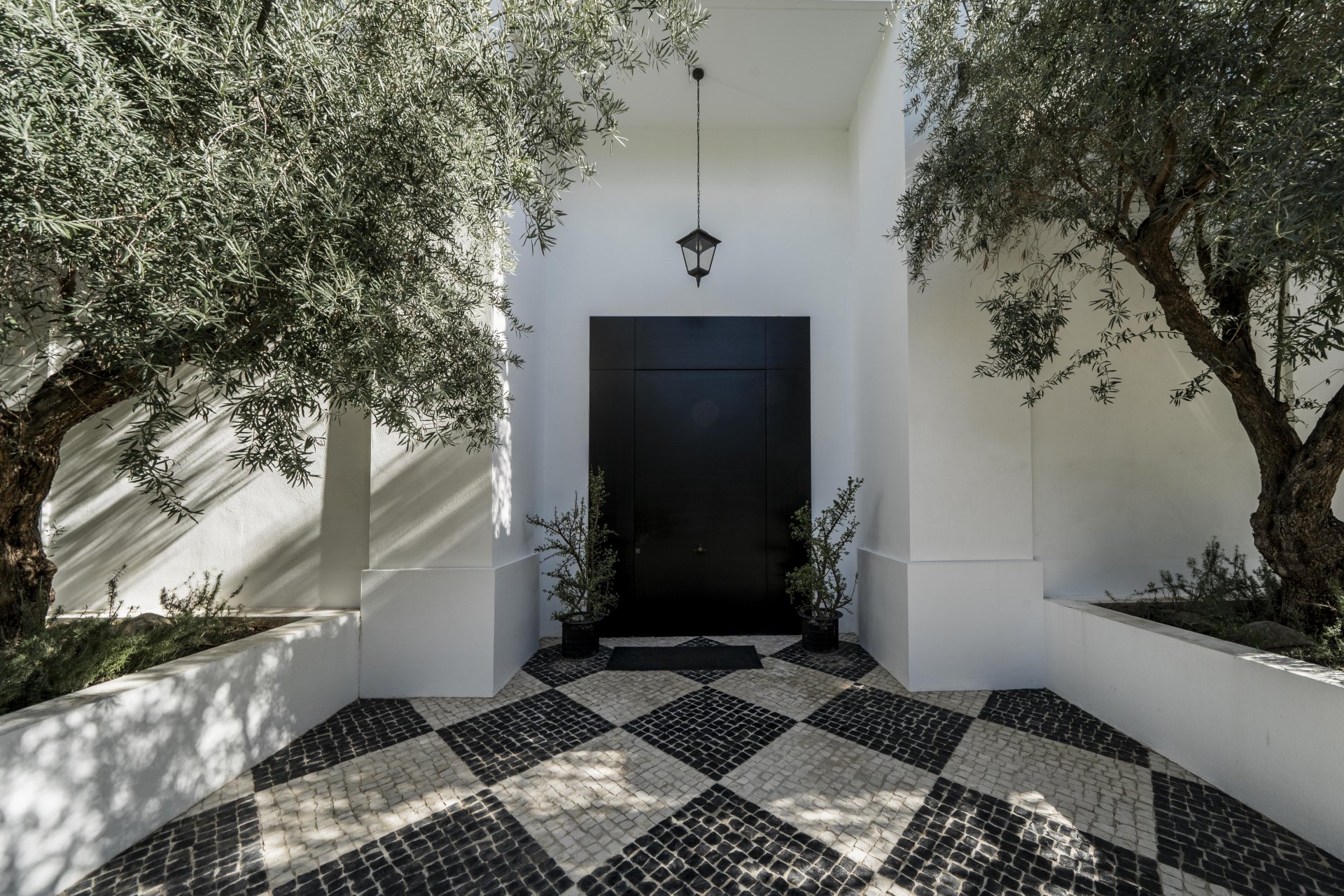 Exclusive villa in Los Flamingos with stunning sea views