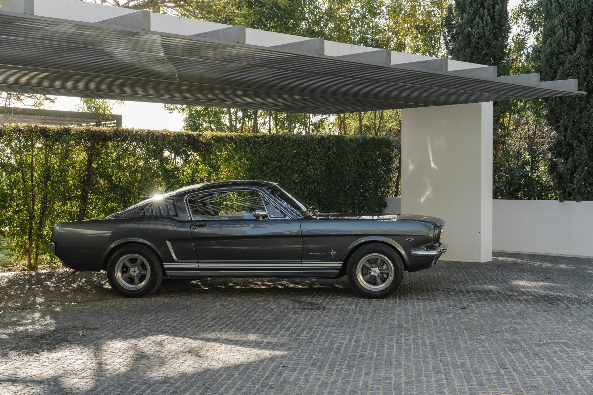 Exclusive villa in Los Flamingos with stunning sea views