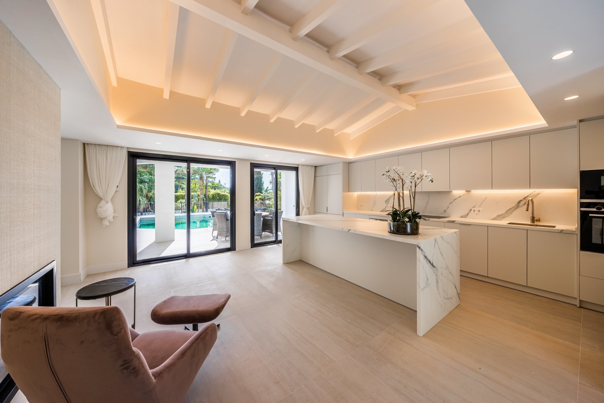 Villa contemporánea en la nueva Milla de Oro en El Paraíso, Estepona