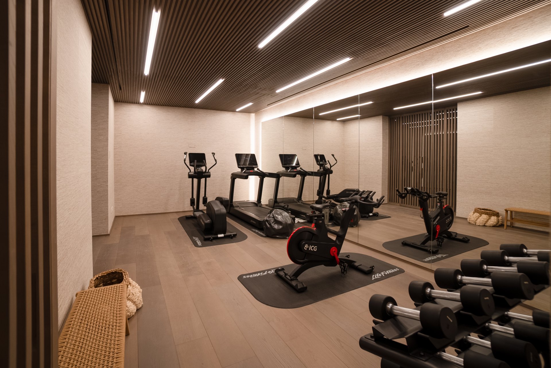 Villa bio arquitectónica de espectacular diseño con amplias vistas panorámicas en La Reserva, Sotogrande