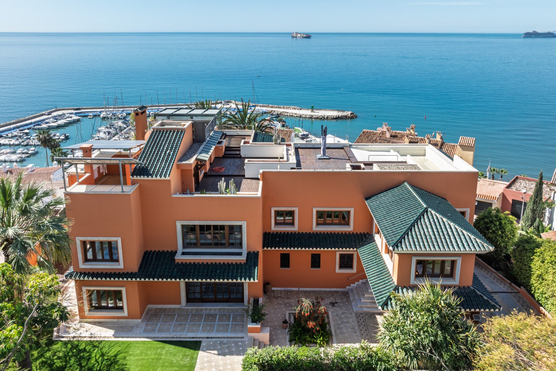 El Candado, Malaga - Este