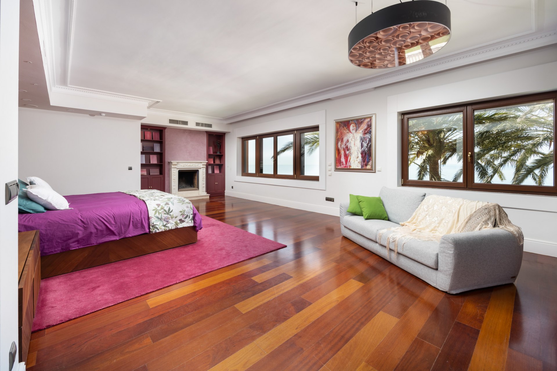 Majestic villa with privacy, eternal views and architectural excellence in El Candado