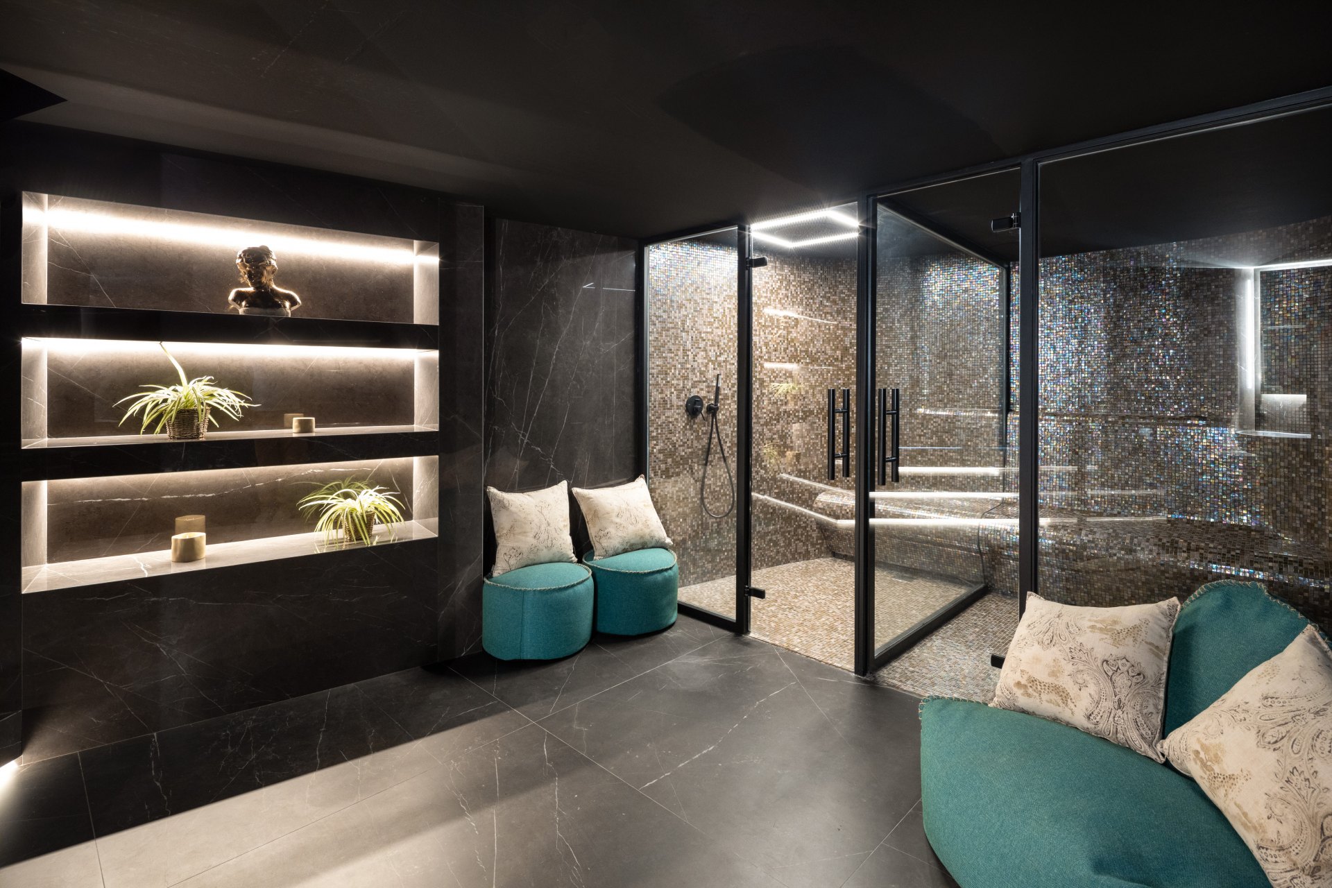 Incredible contemporary villa in El Herrojo Alto, Benahavís