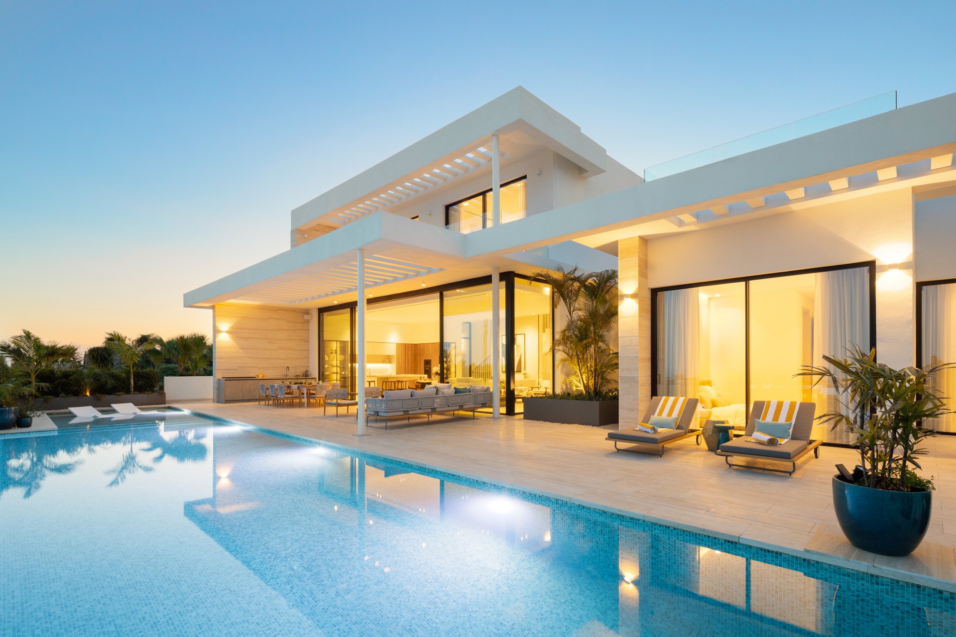 Magnificent newly built villa with open and panoramic views to the sea in Los Flamingos, Benahavís