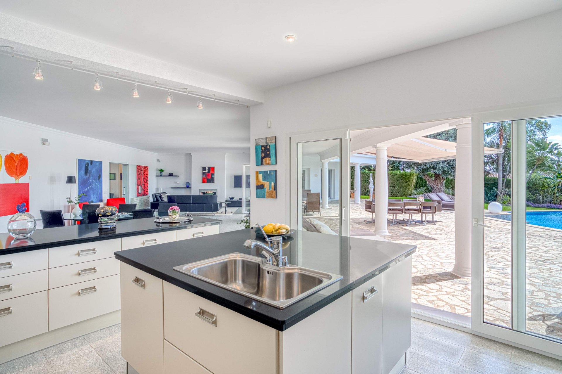 Villa con un gran potencial en una de las zonas mas exclusivas de Marbella, Las Chapas