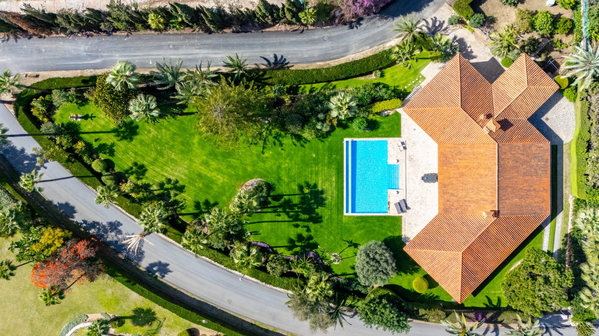 Villa con un gran potencial en una de las zonas mas exclusivas de Marbella, Las Chapas