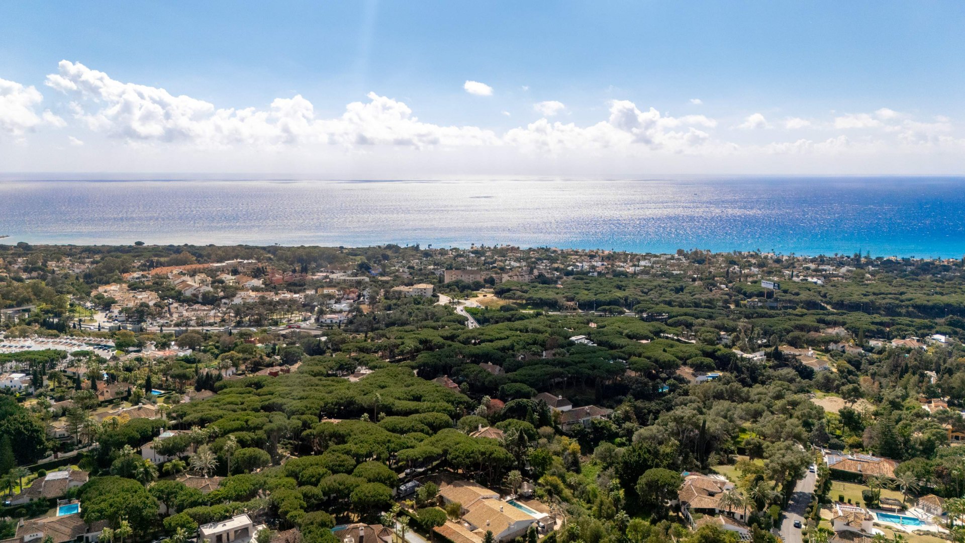 Villa con un gran potencial en una de las zonas mas exclusivas de Marbella, Las Chapas