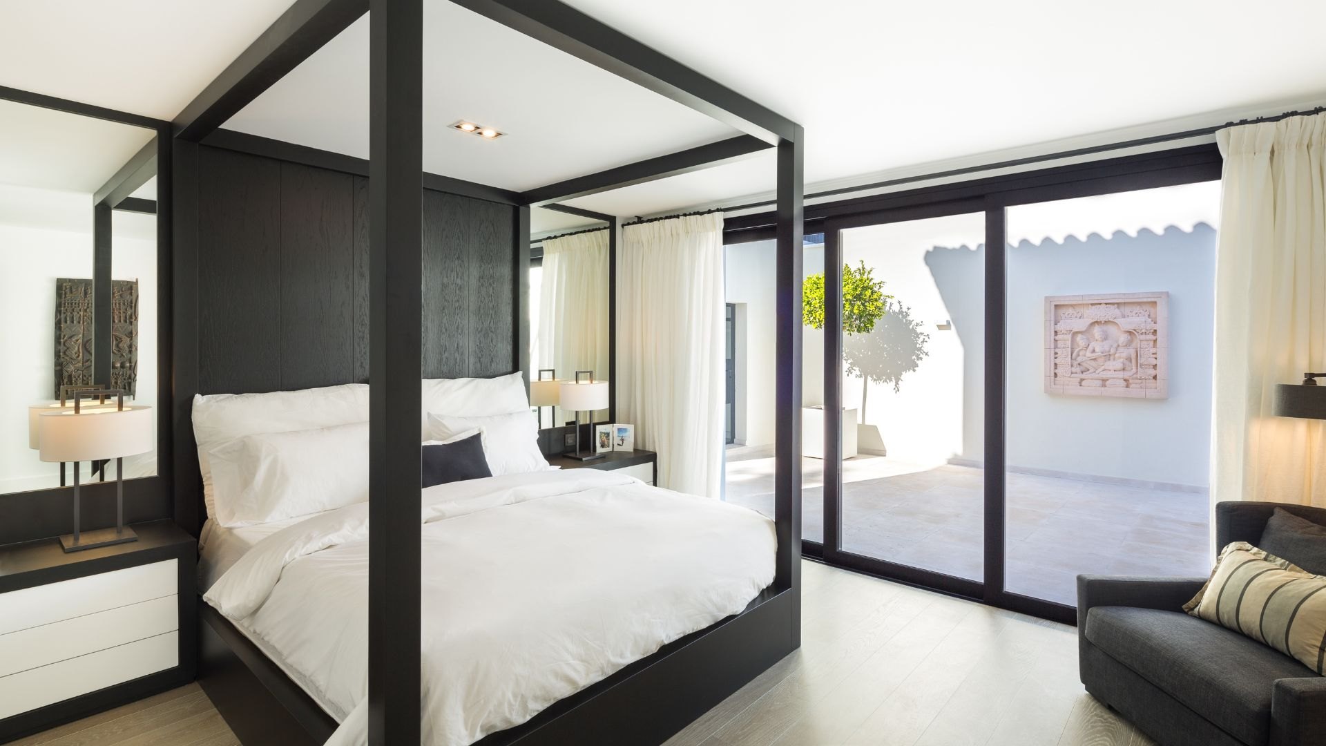 Beautifully renovated villa in the heart of the golf valley, Nueva Andalucía