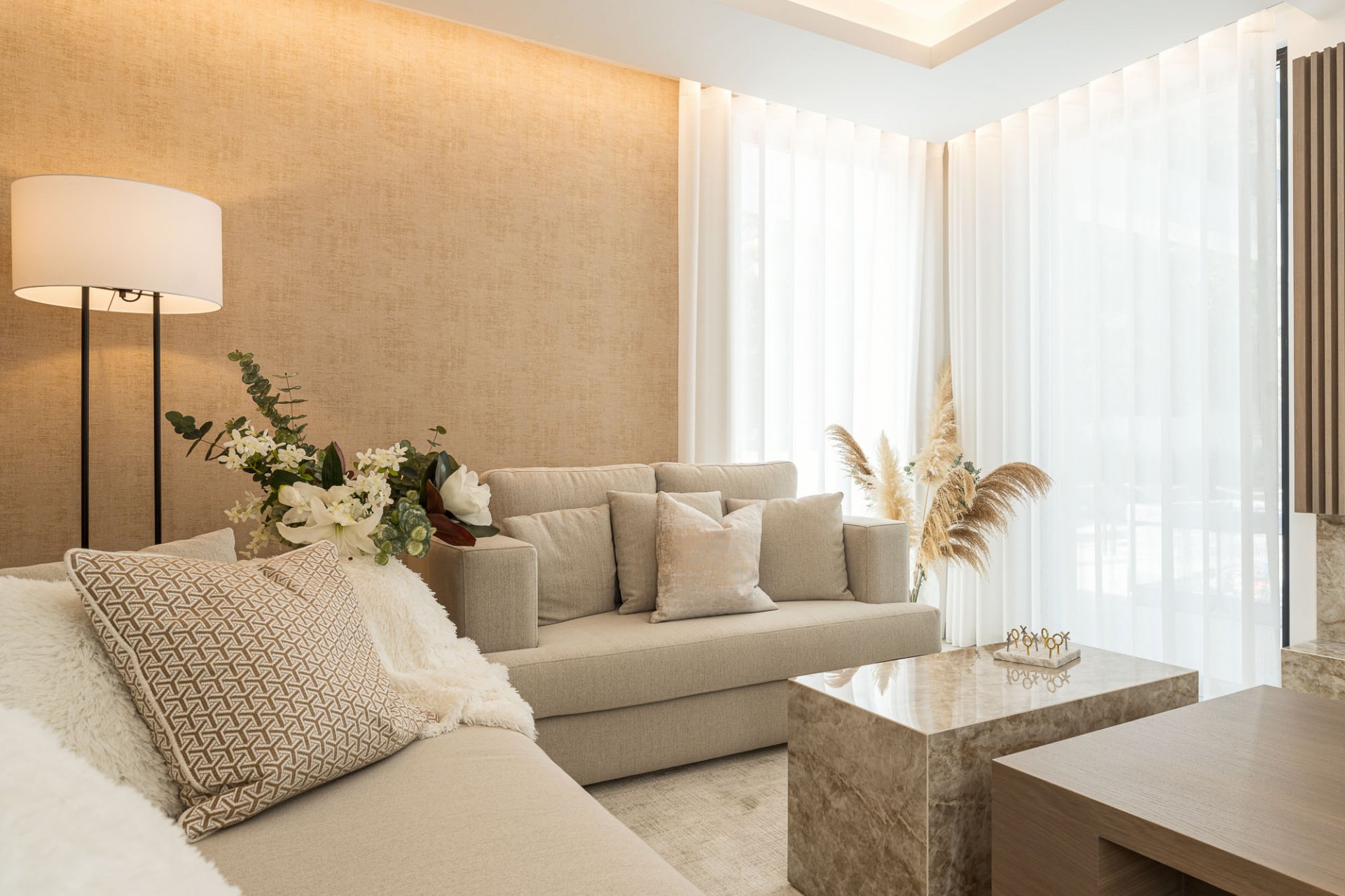 Elegancia Contemporánea en Supermanzana H, Nueva Andalucía