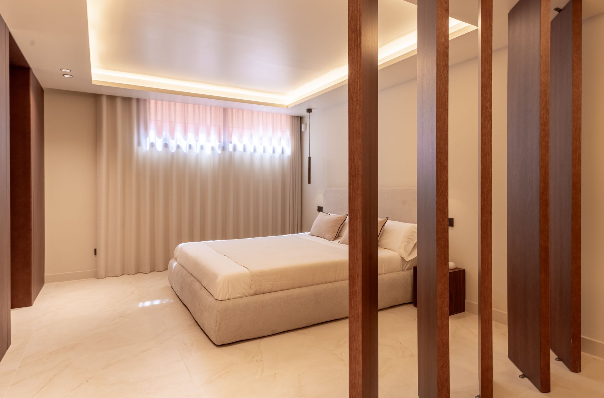 Fantástica casa adosada recién renovada en Altos de Puente Romano, Milla de Oro Marbella