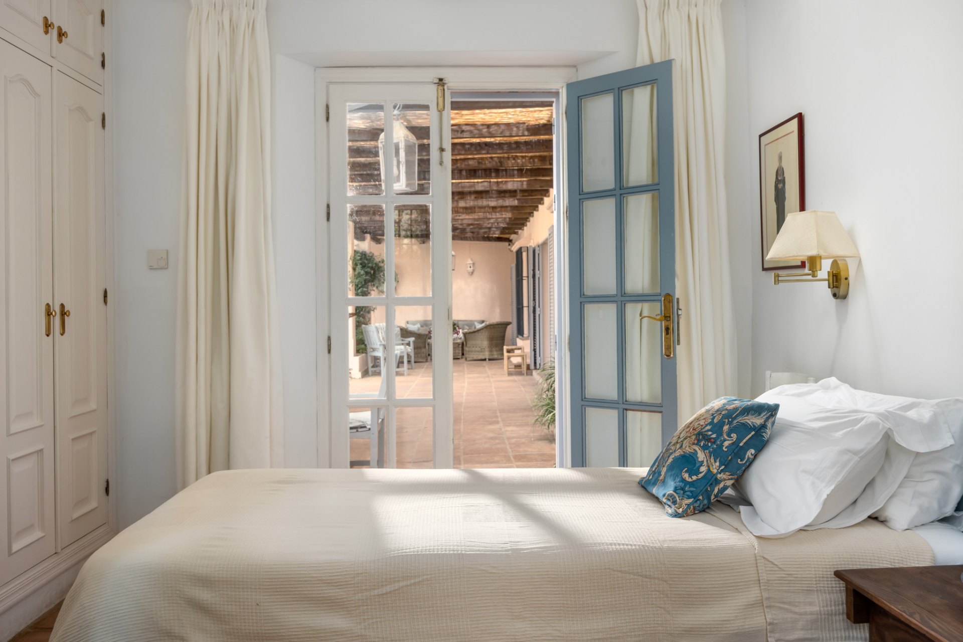 Casa Rosa, a captivating Andalusian estate with timeless charm