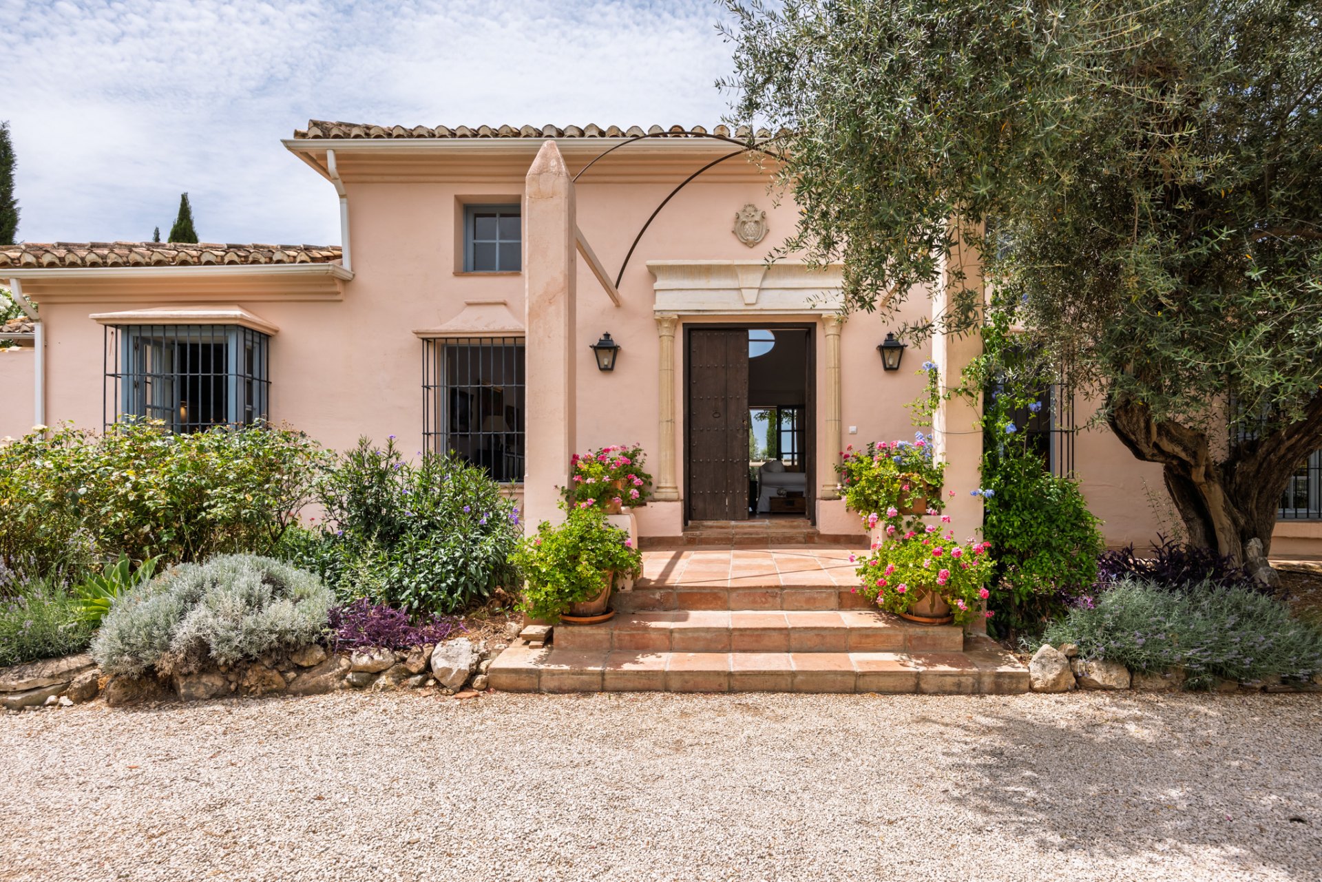 Casa Rosa, a captivating Andalusian estate with timeless charm