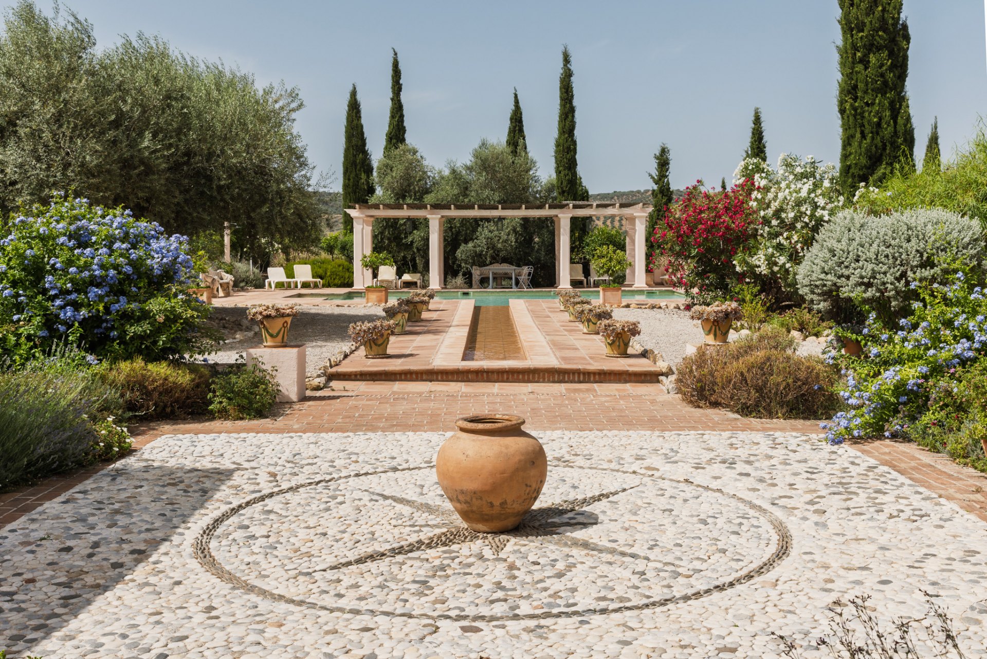 Casa Rosa, a captivating Andalusian estate with timeless charm