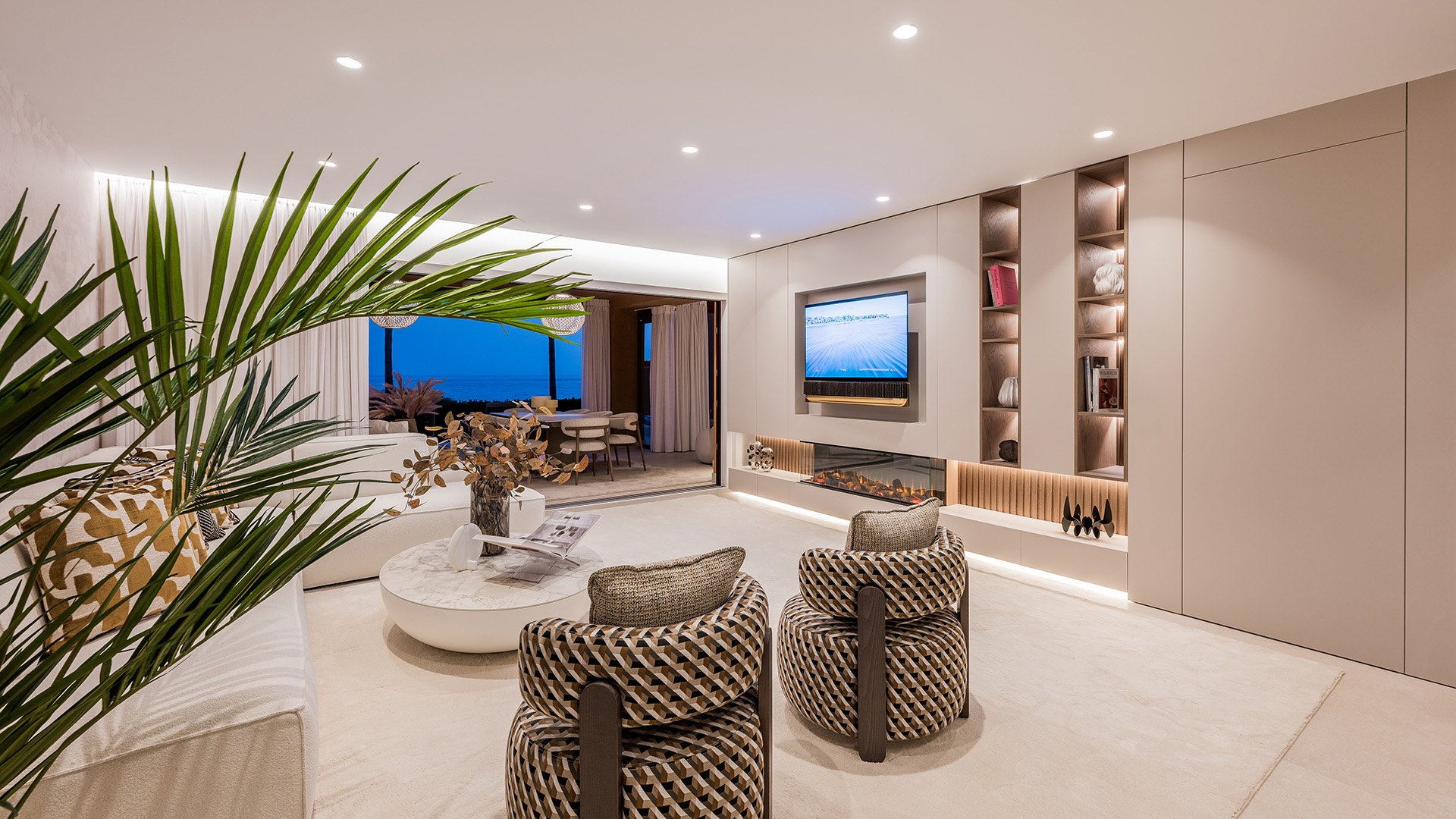 Exquisite fully renovated beachfront apartment in an exclusive development, Estepona