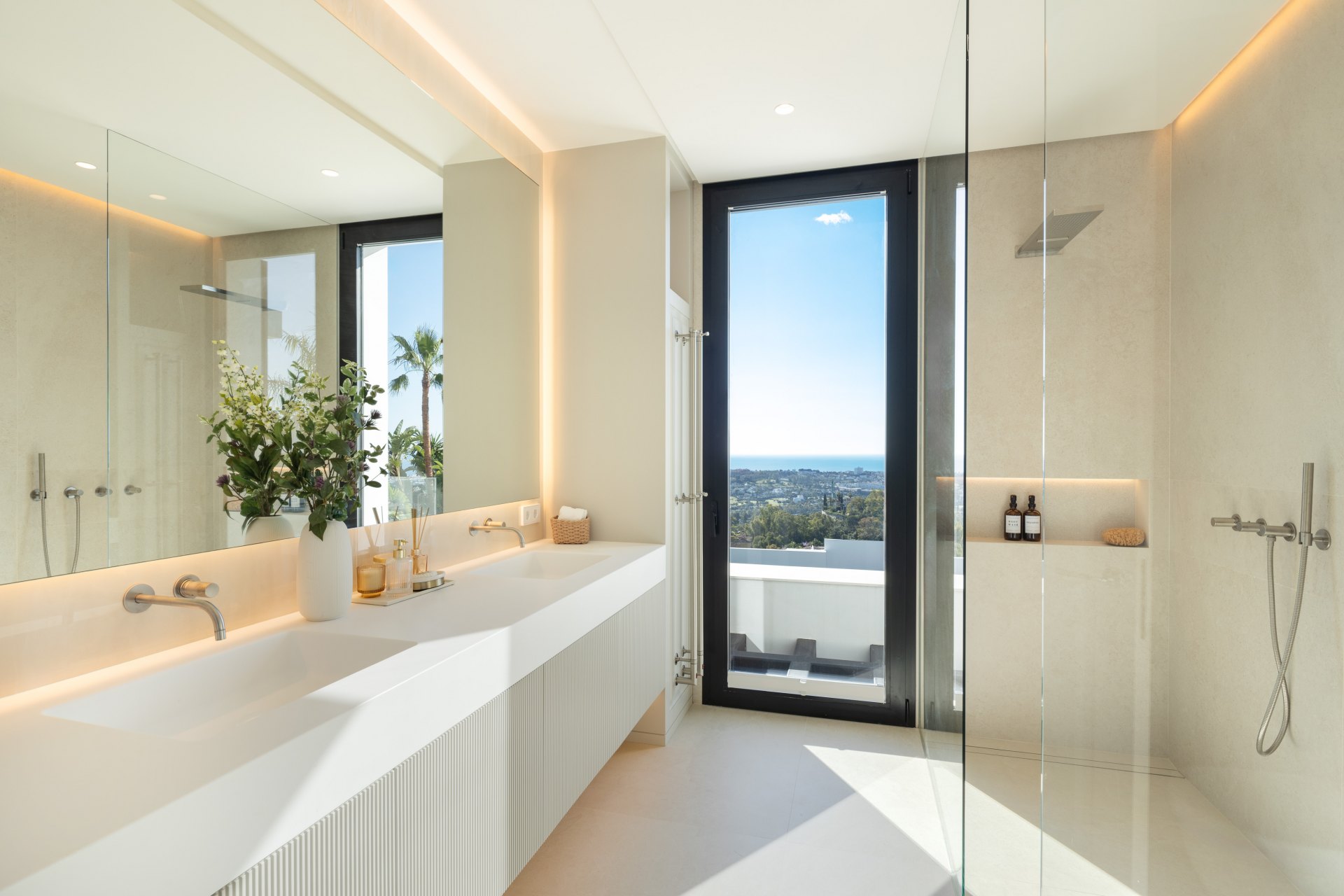 Impressive newly built villa in the Monte Halcones area, Benahavís