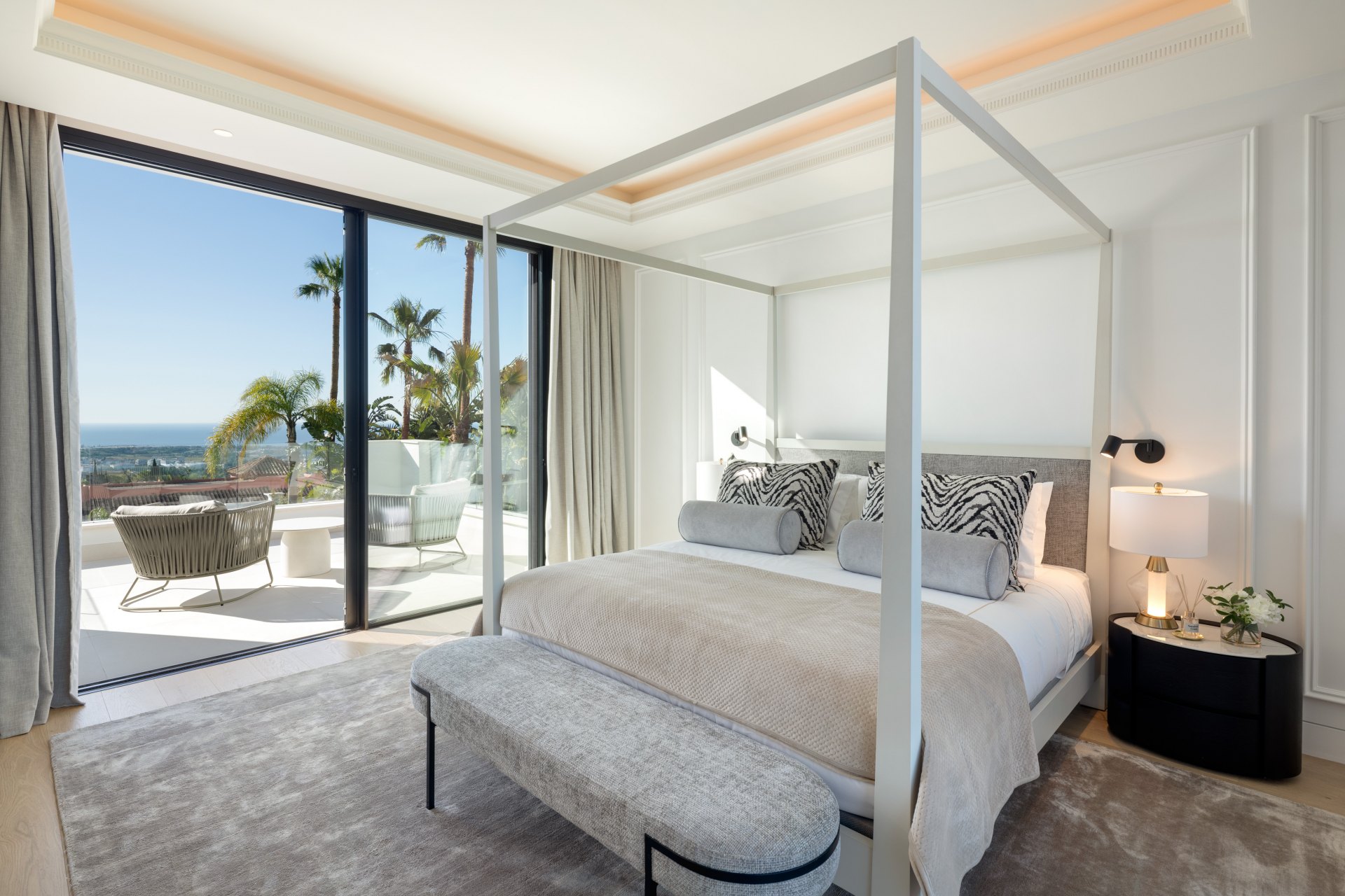 Impressive newly built villa in the Monte Halcones area, Benahavís