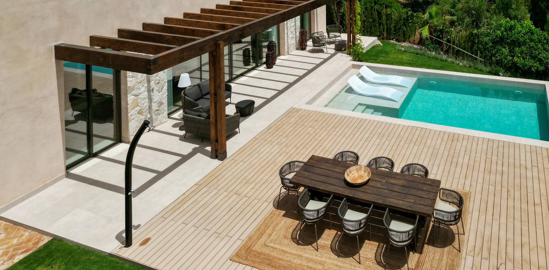 Villa with beautiful panoramic sea views in El Paraiso Alto, Benahavís