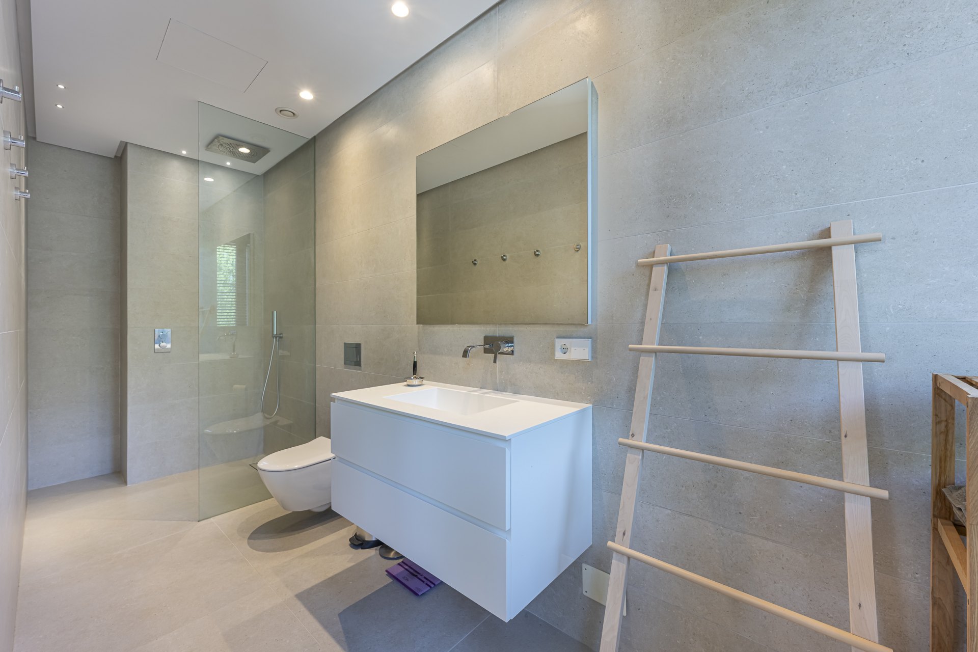 Spectacular family villa with panoramic sea views and exceptional amenities in Elviria, East Marbella