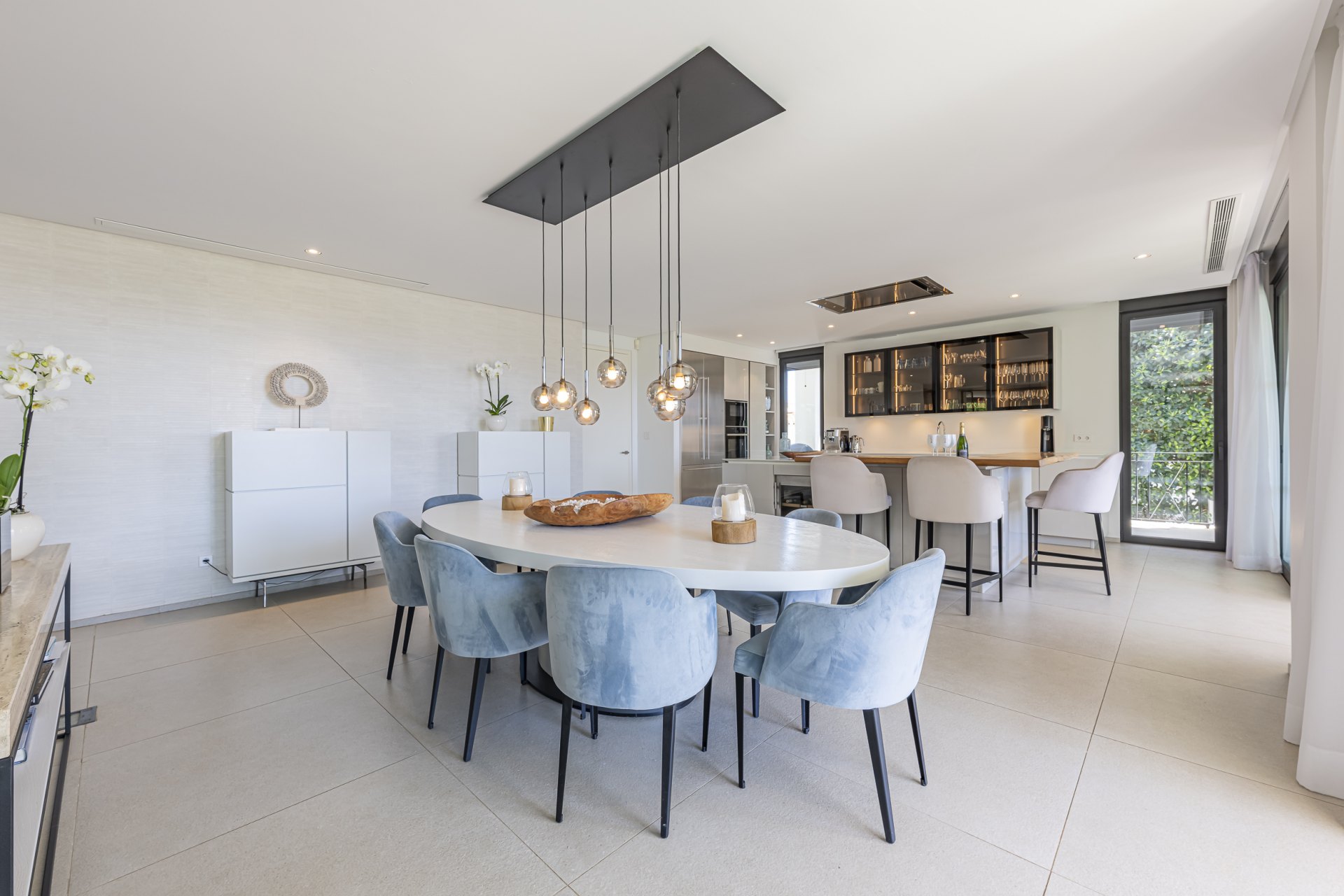 Spectacular family villa with panoramic sea views and exceptional amenities in Elviria, East Marbella