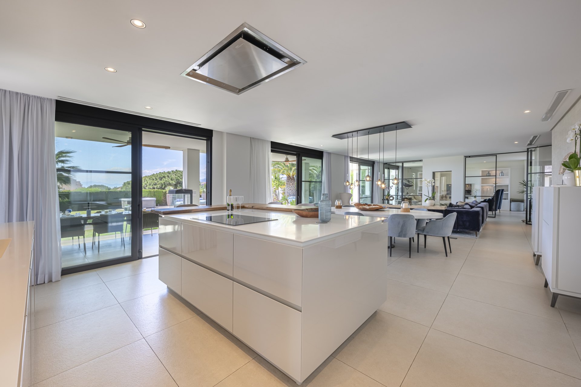 Spectacular family villa with panoramic sea views and exceptional amenities in Elviria, East Marbella