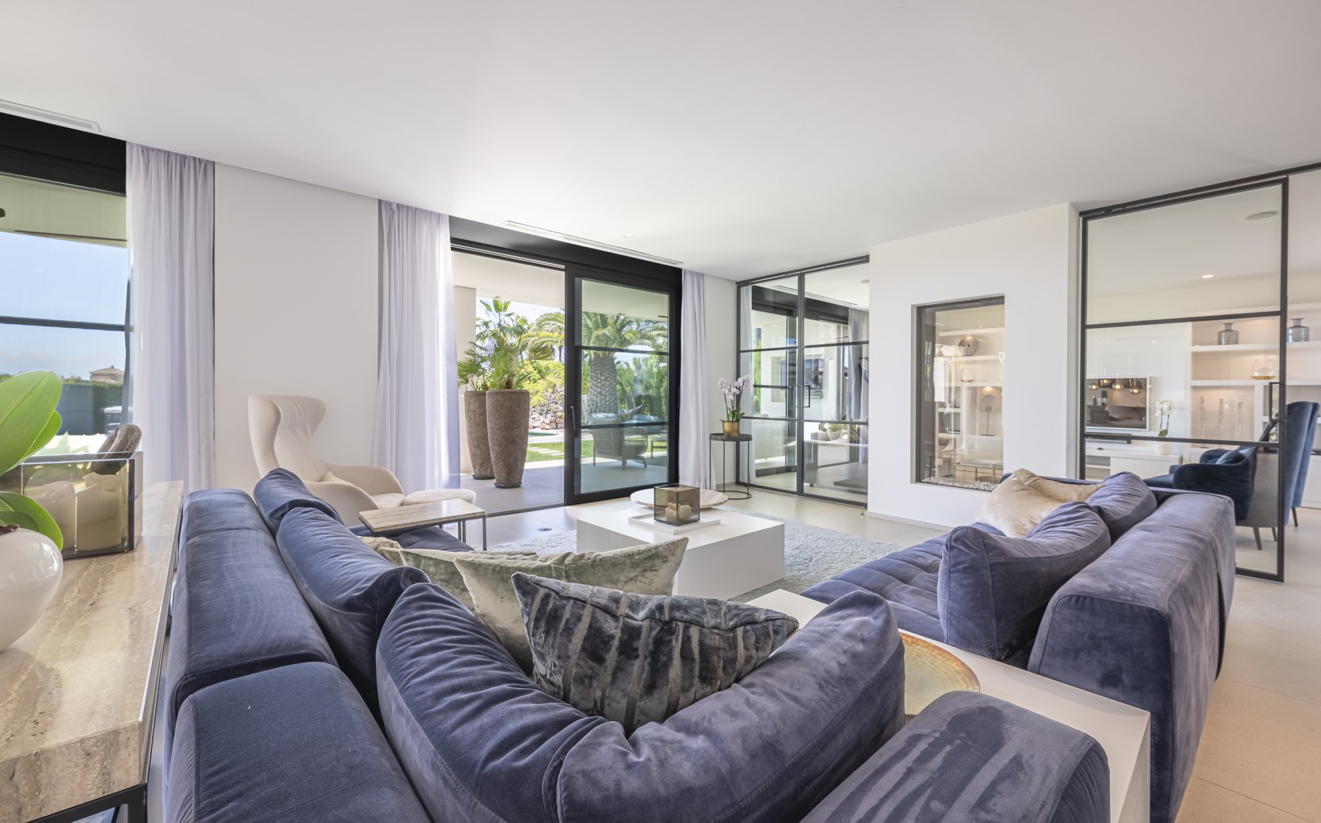 Spectacular family villa with panoramic sea views and exceptional amenities in Elviria, East Marbella