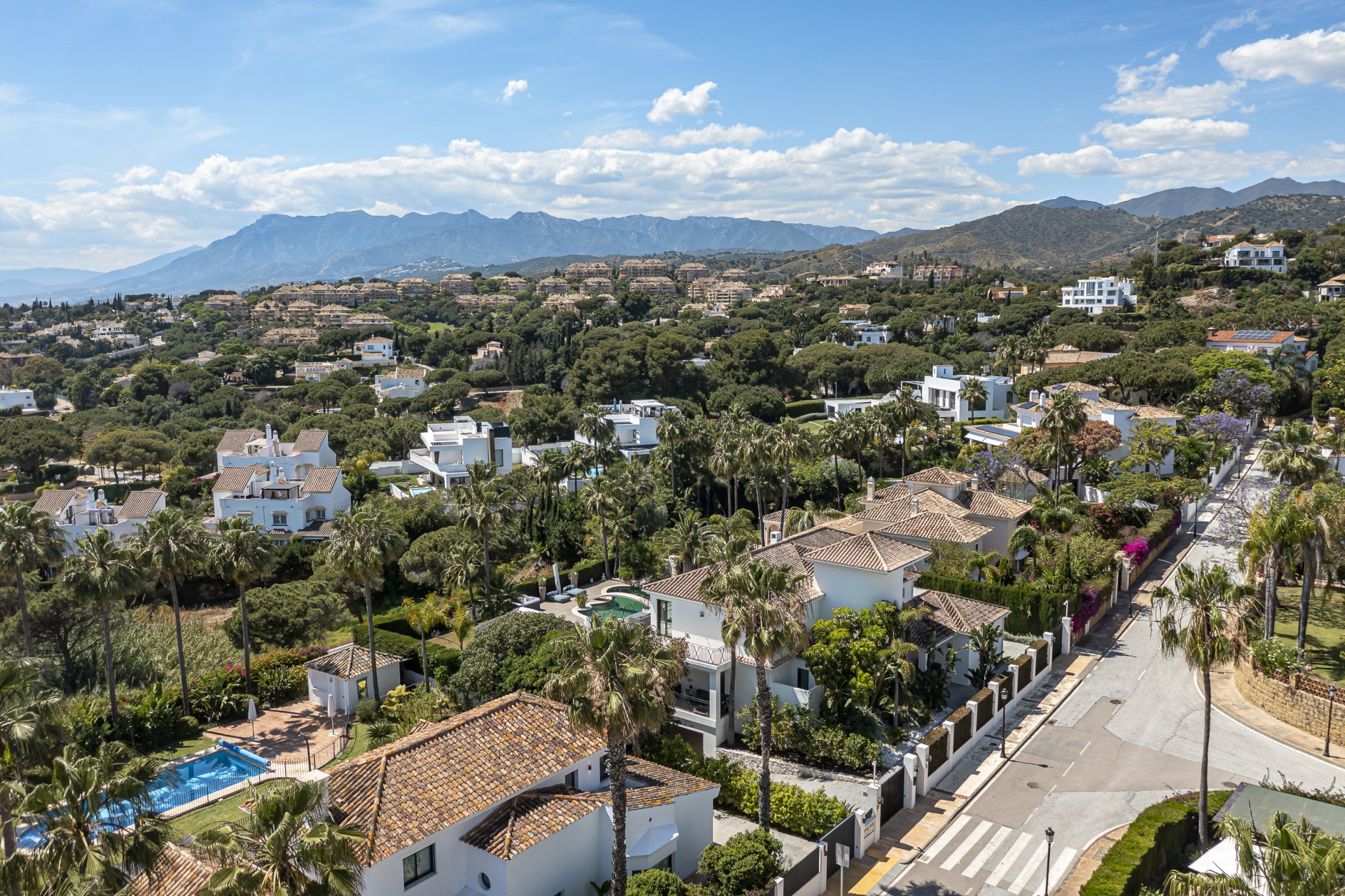 Spectacular family villa with panoramic sea views and exceptional amenities in Elviria, East Marbella