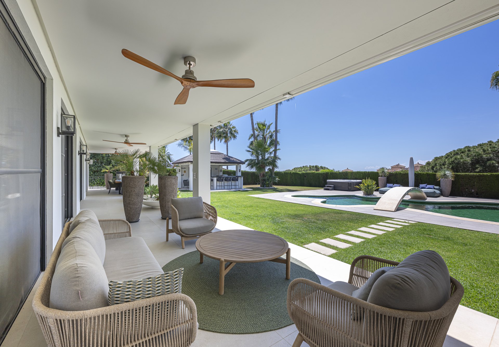 Spectacular family villa with panoramic sea views and exceptional amenities in Elviria, East Marbella