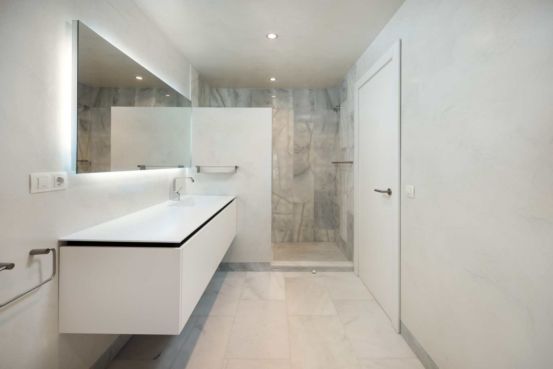 Designer villa where light, architecture, and wellbeing flow in perfect harmony