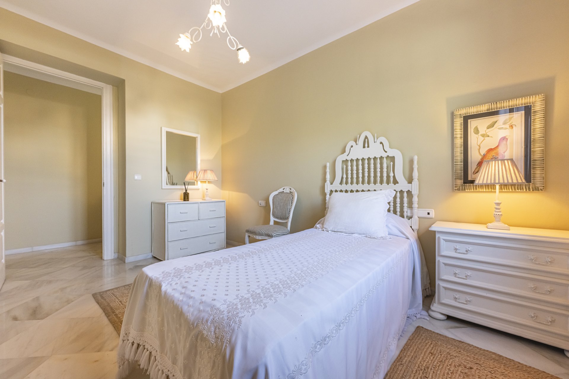 Architectural gem by Strachan on the iconic Paseo de Reding, east Málaga