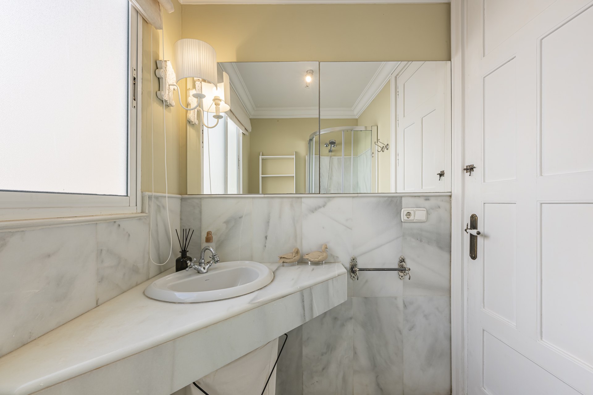 Architectural gem by Strachan on the iconic Paseo de Reding, east Málaga