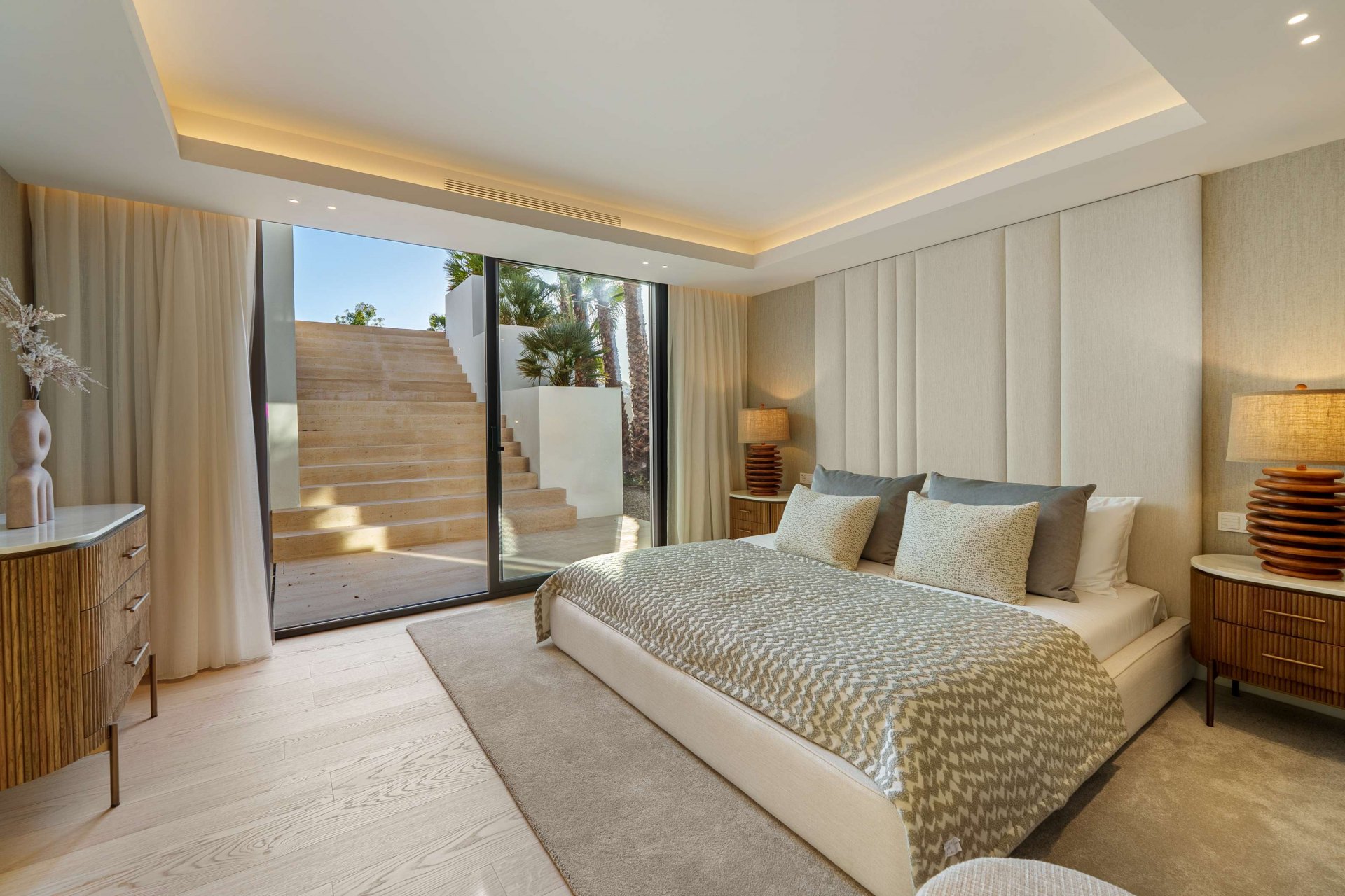 Wonderful villa in the heart of the golf valley, Nueva Andalucía