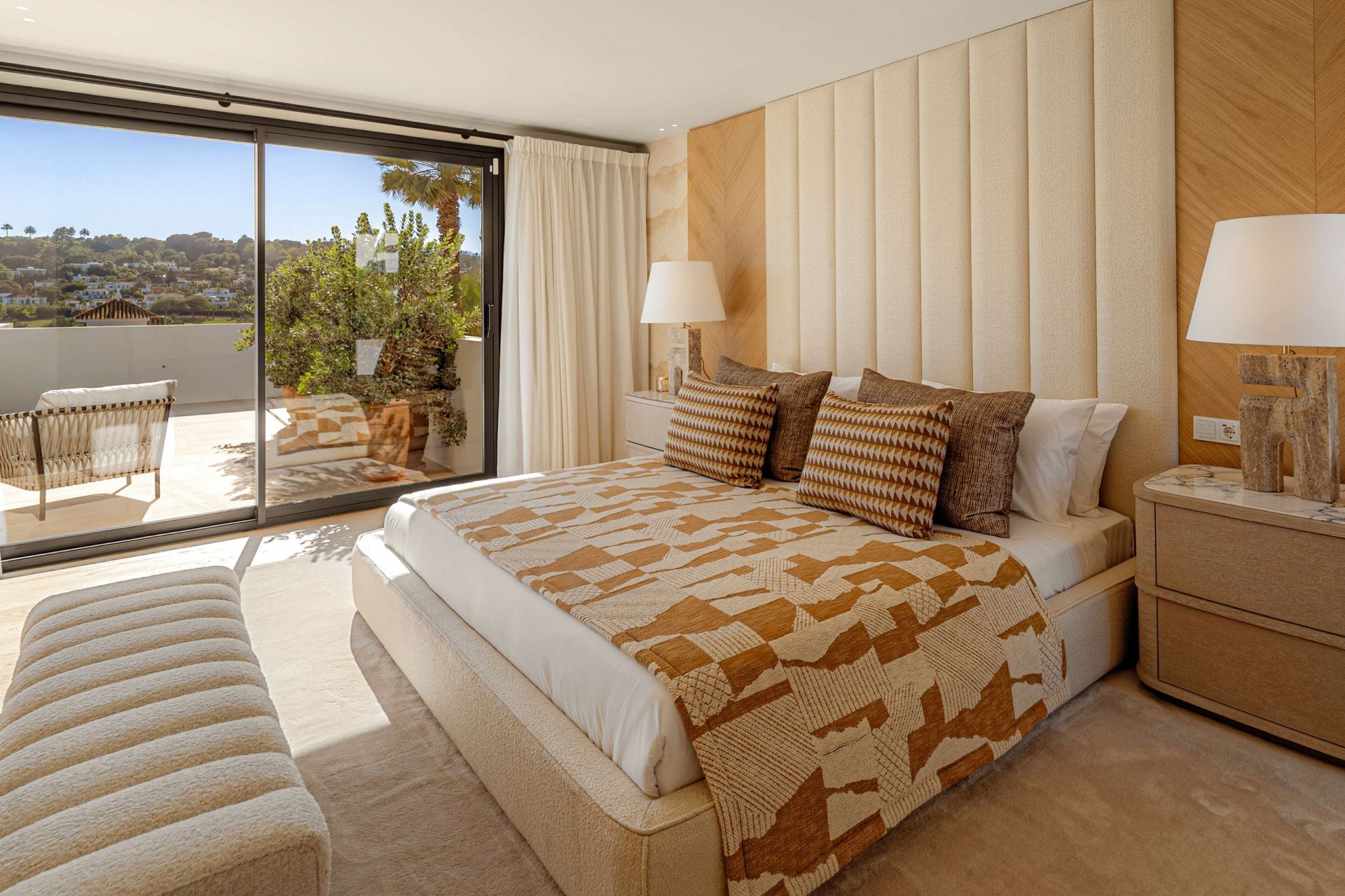 Wonderful villa in the heart of the golf valley, Nueva Andalucía