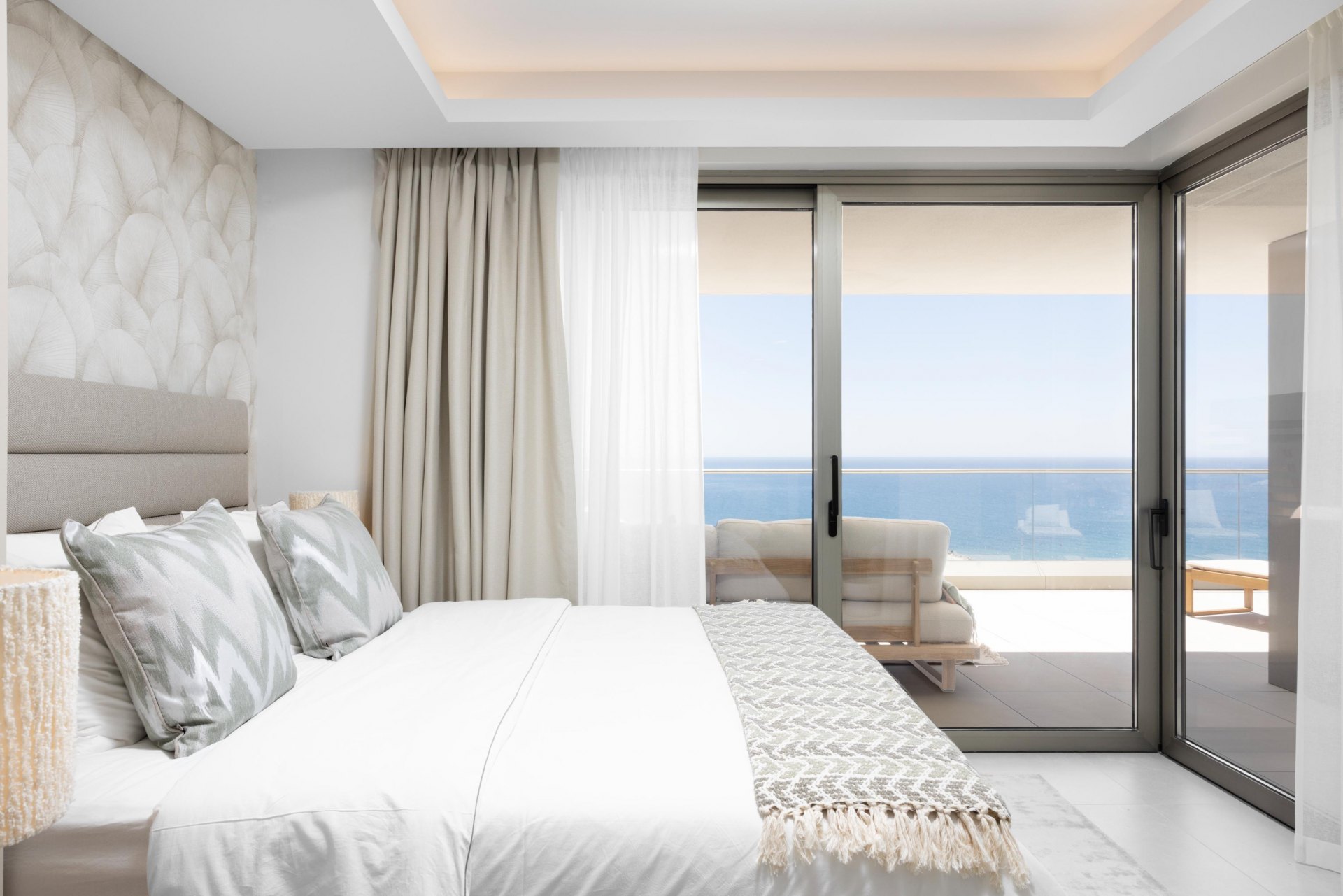 Luxury Beachfront Apartment in Málaga – Pacífico 115