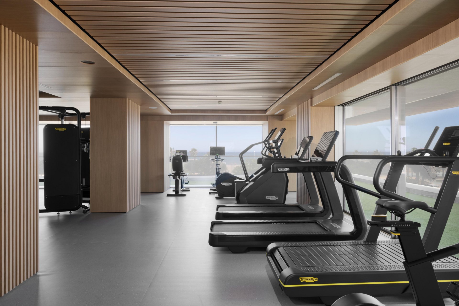 Luxury Beachfront Apartment in Málaga – Pacífico 115