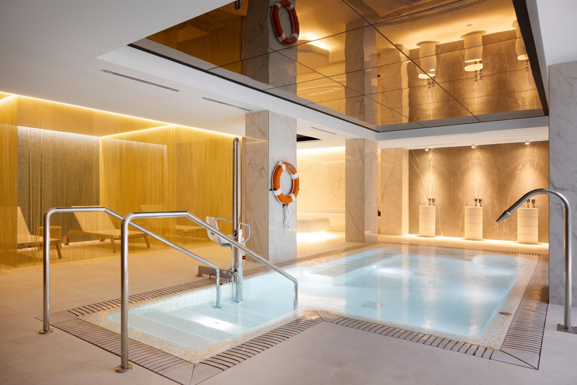 Luxury Beachfront Apartment in Málaga – Pacífico 115